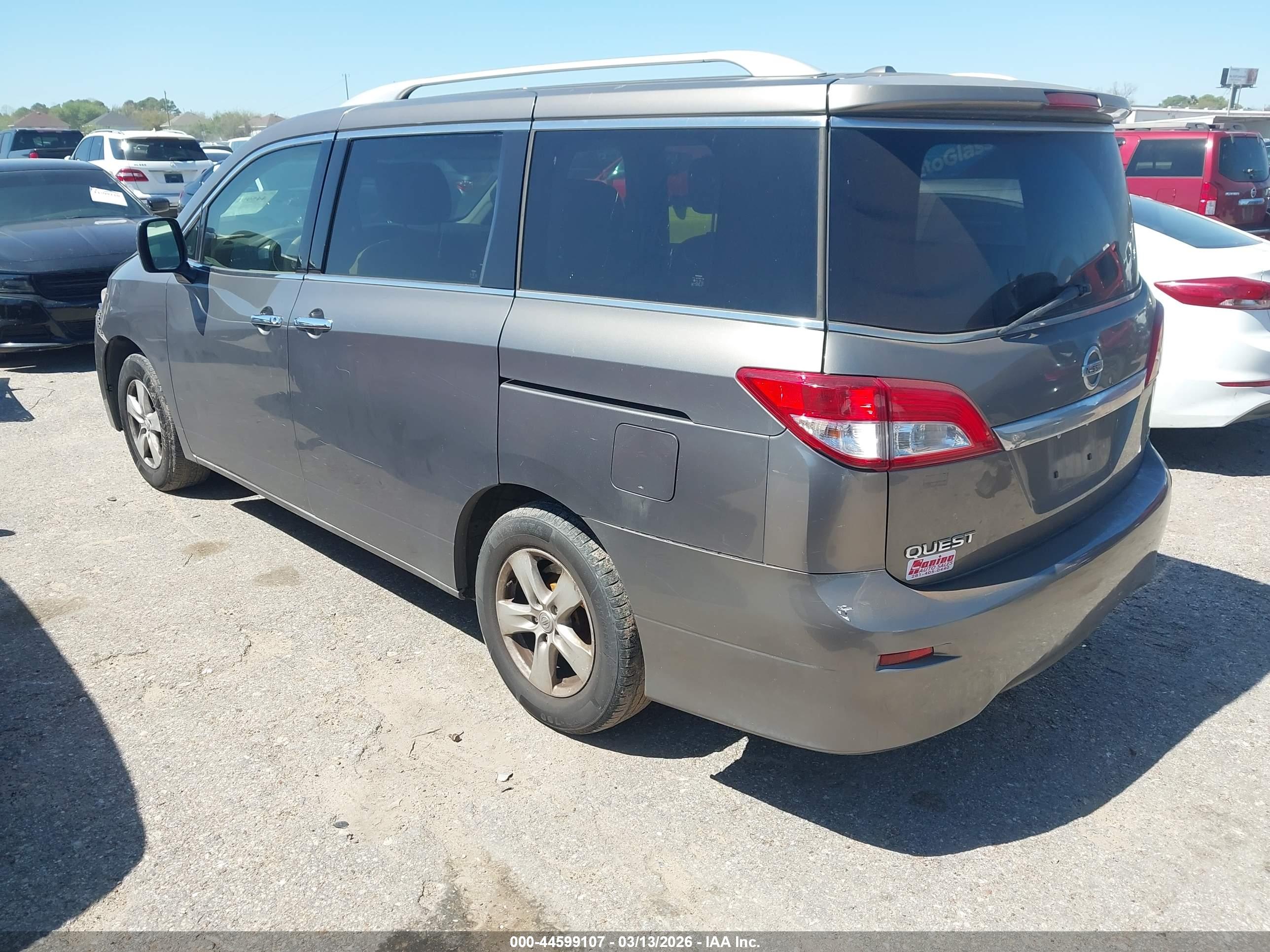 NISSAN QUEST image 3