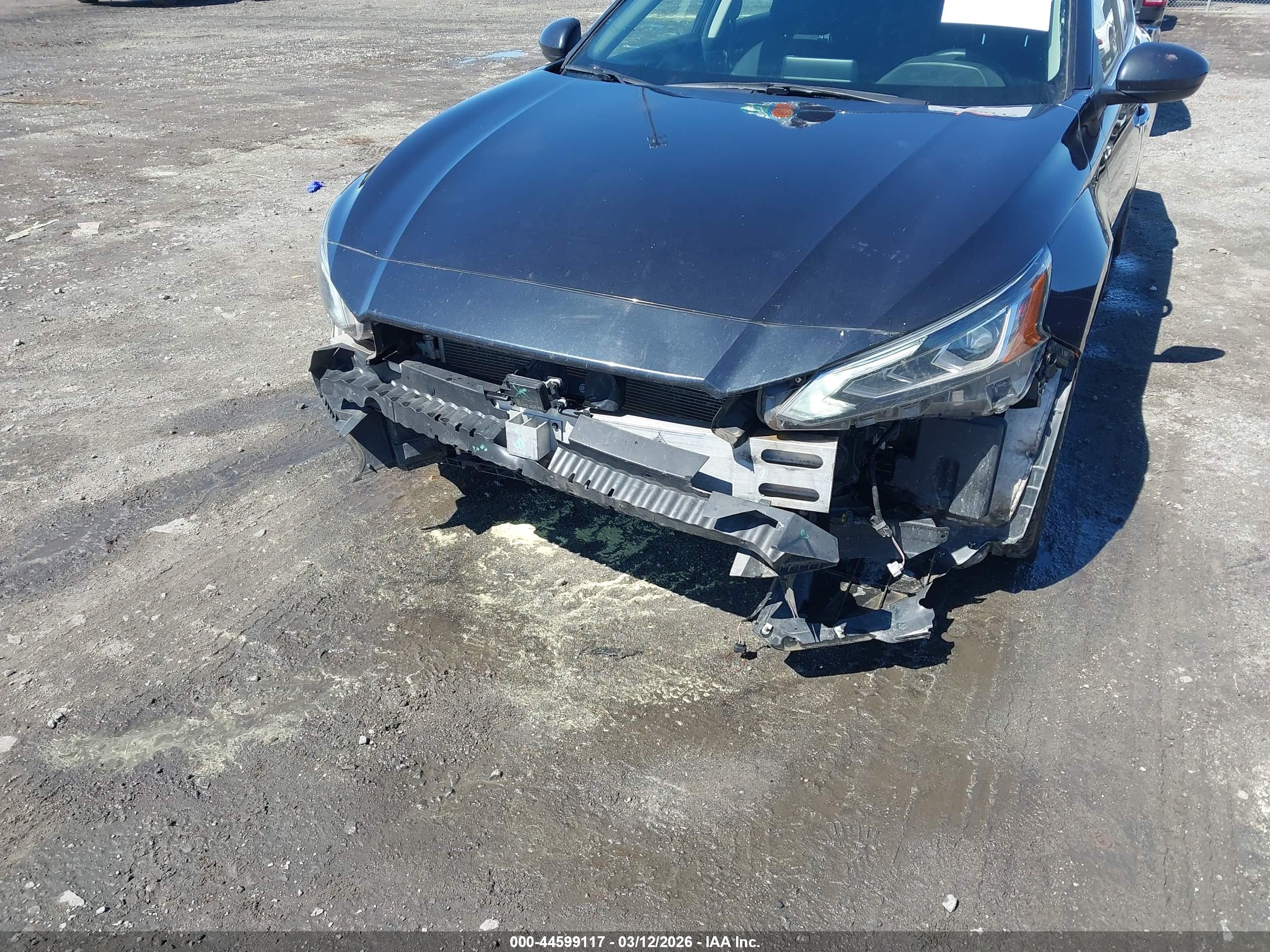 NISSAN ALTIMA image 6
