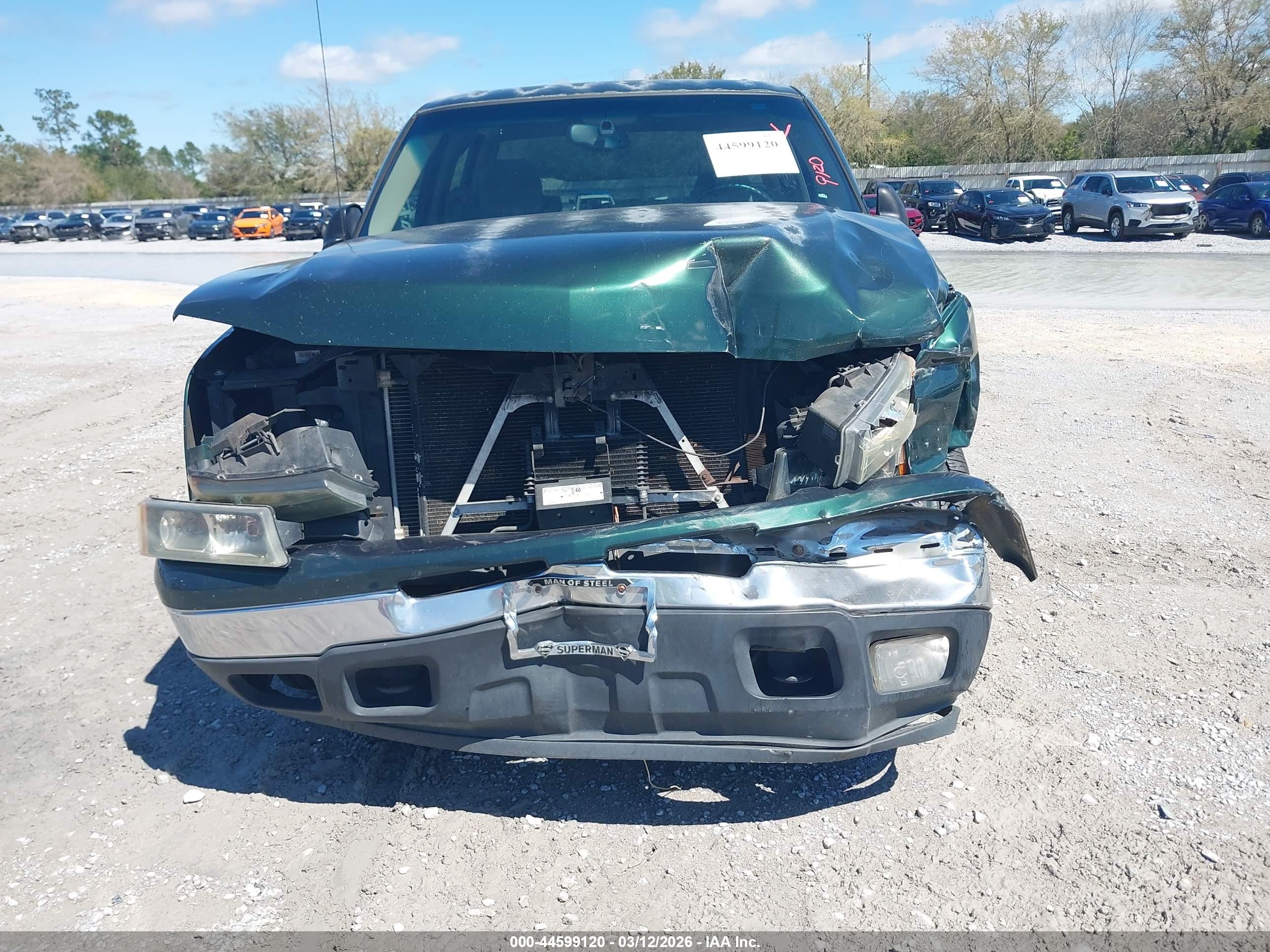 CHEVROLET SILVERADO image 6