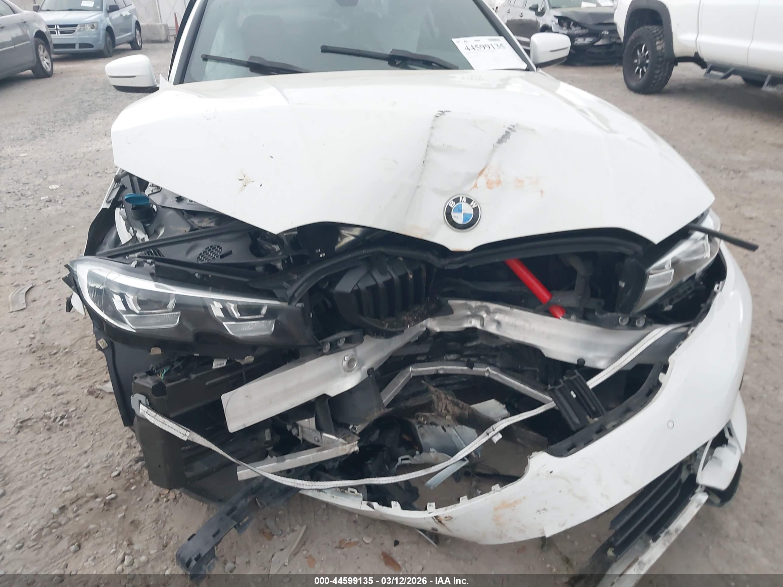 BMW 330I image 6
