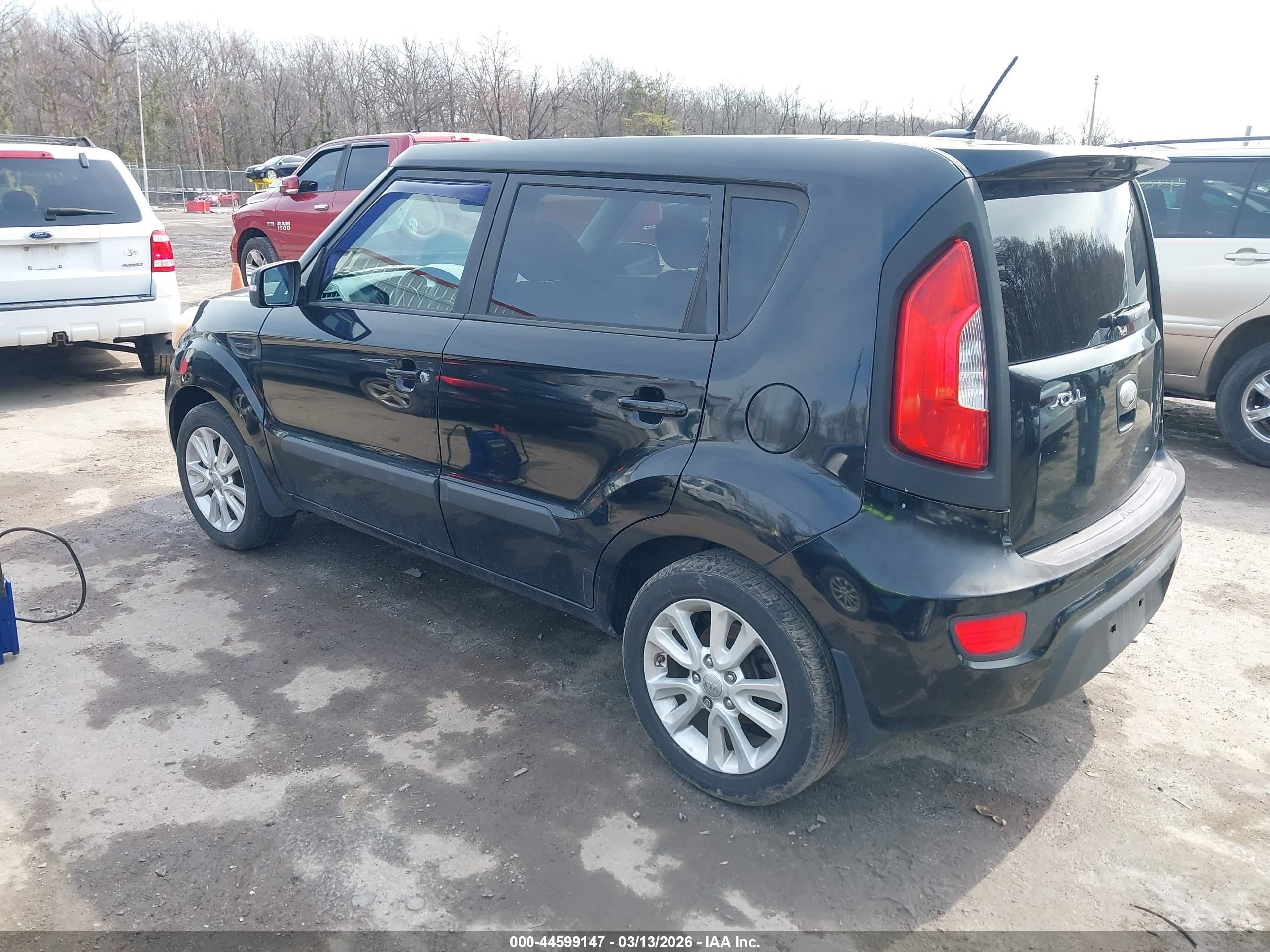 KIA SOUL image 3