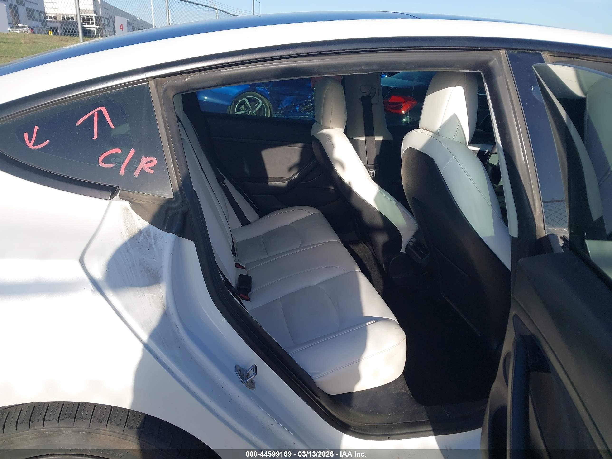 TESLA MODEL image 8