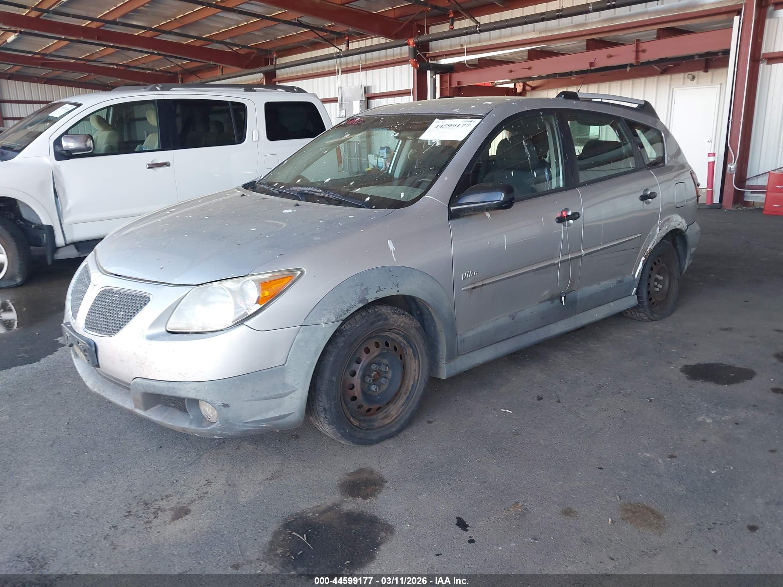 PONTIAC VIBE image 2