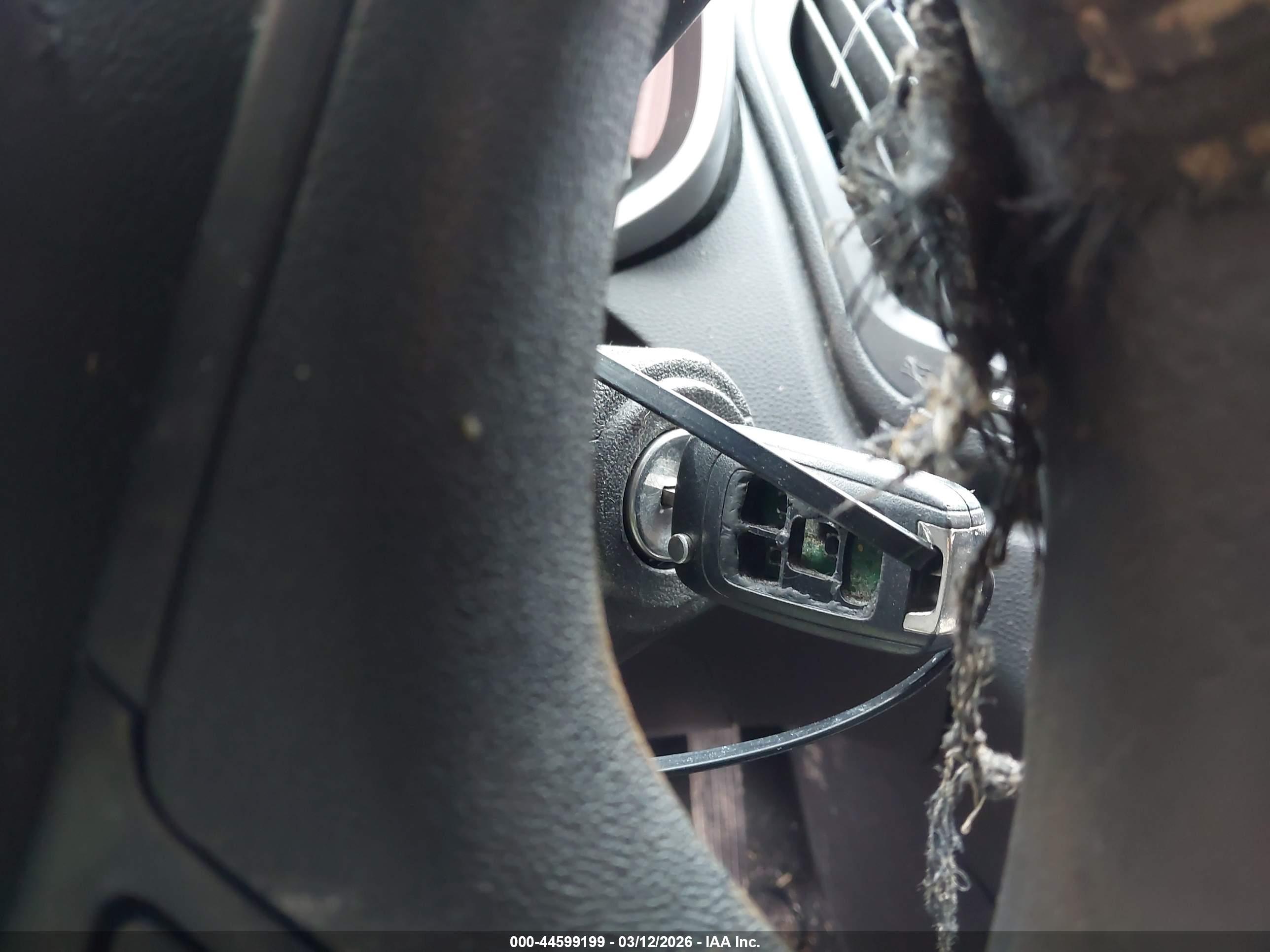 CHEVROLET EQUINOX image 11