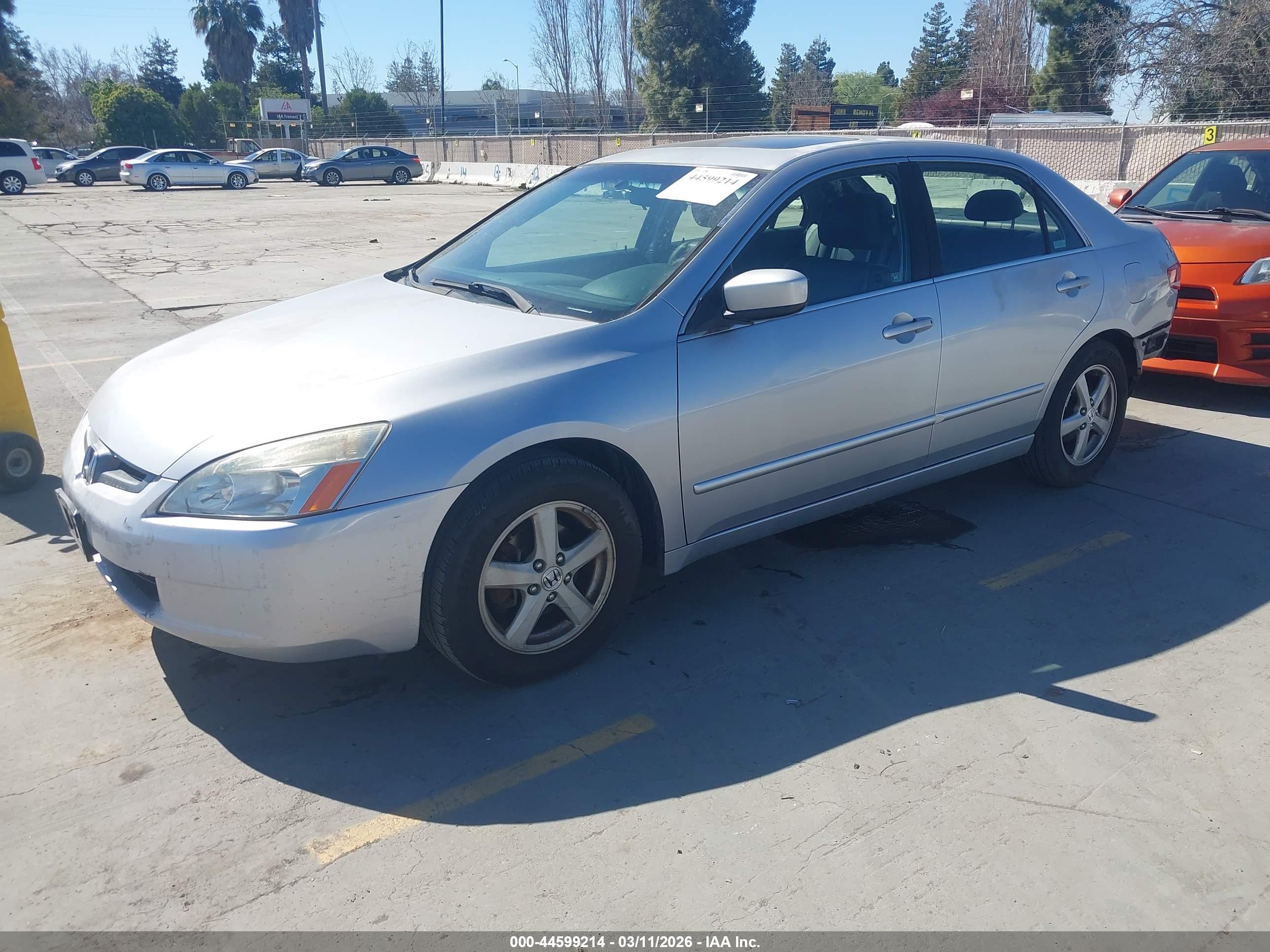 HONDA ACCORD image 2
