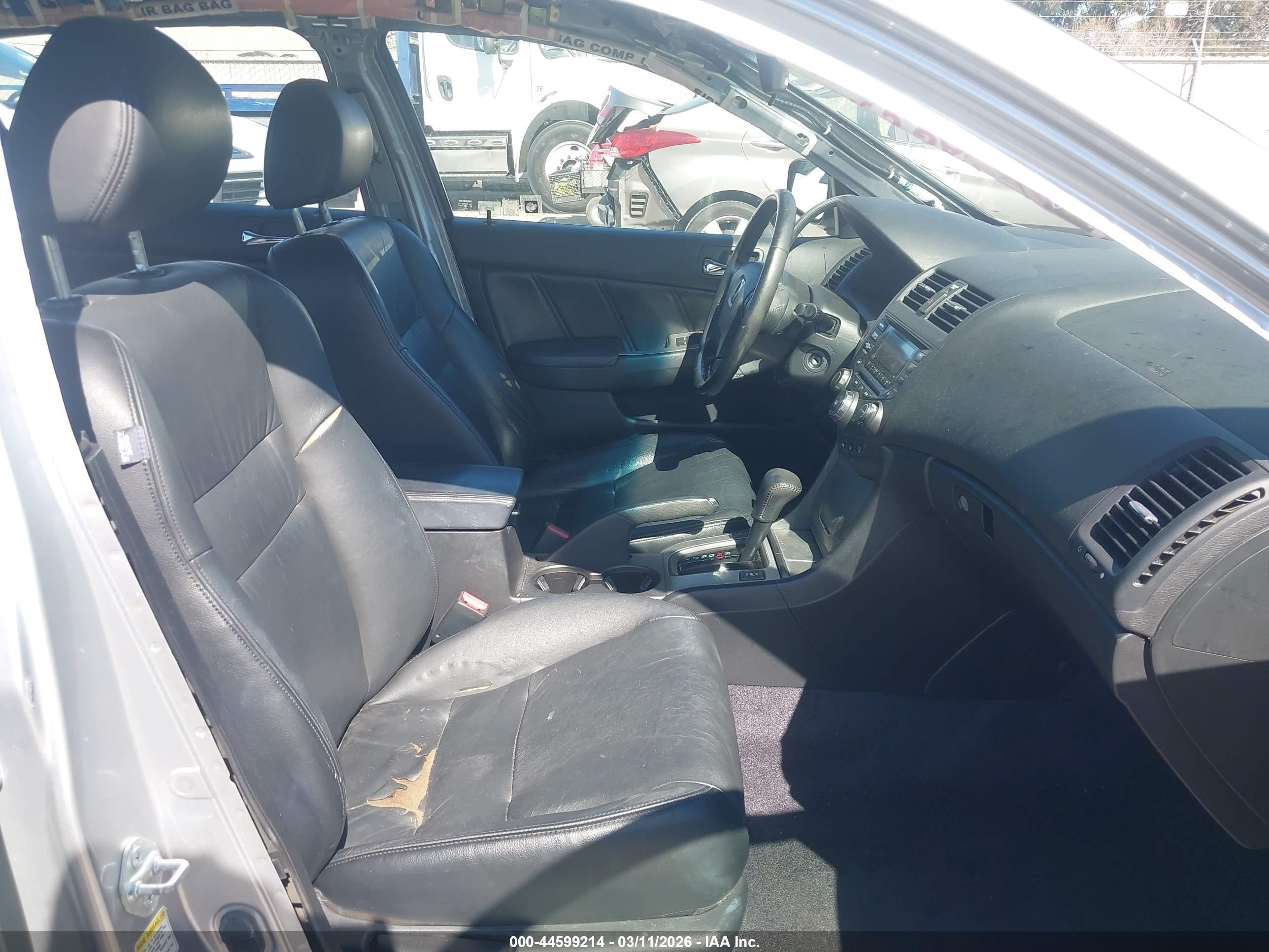 HONDA ACCORD image 5