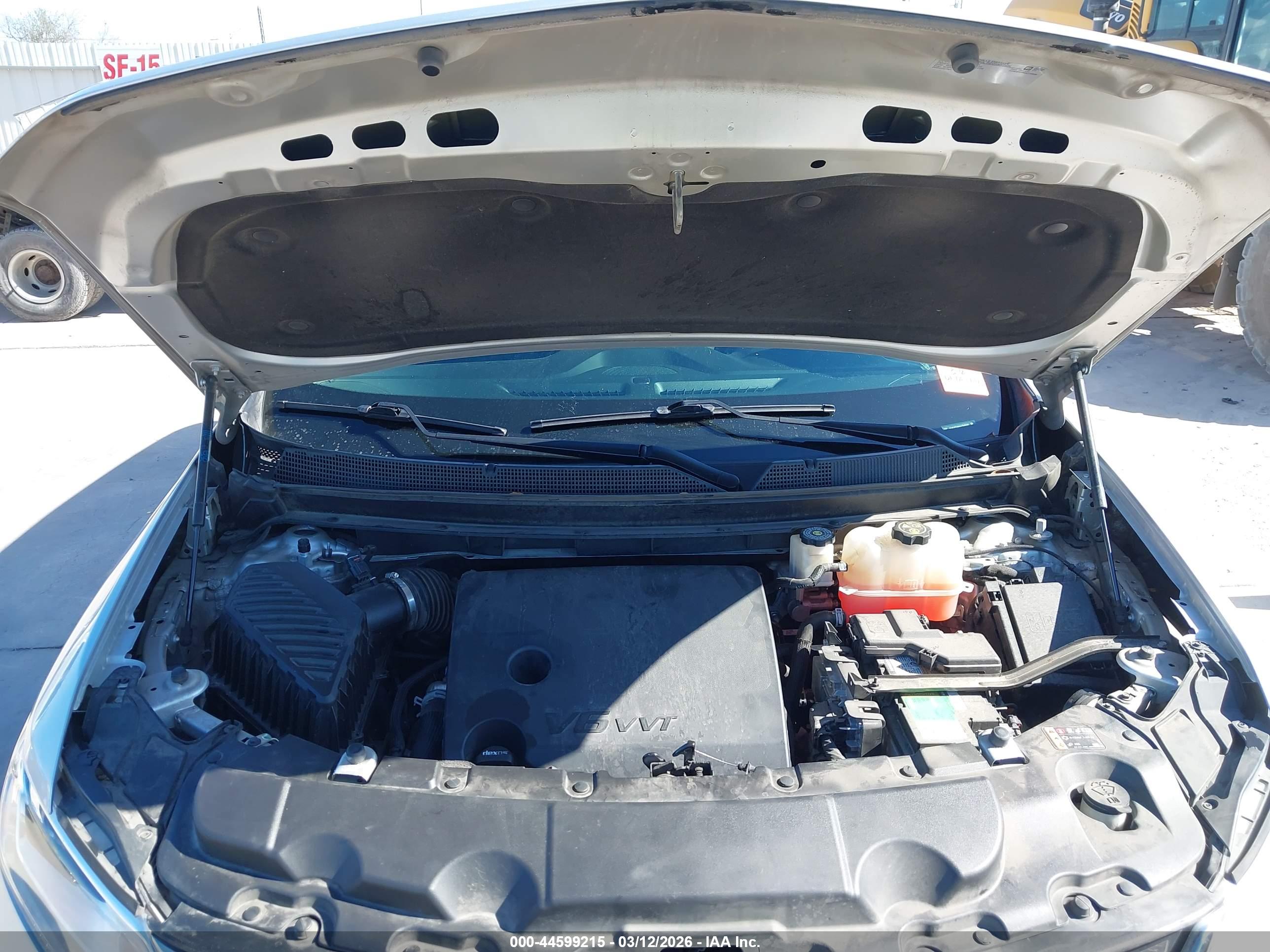 CHEVROLET TRAVERSE image 10