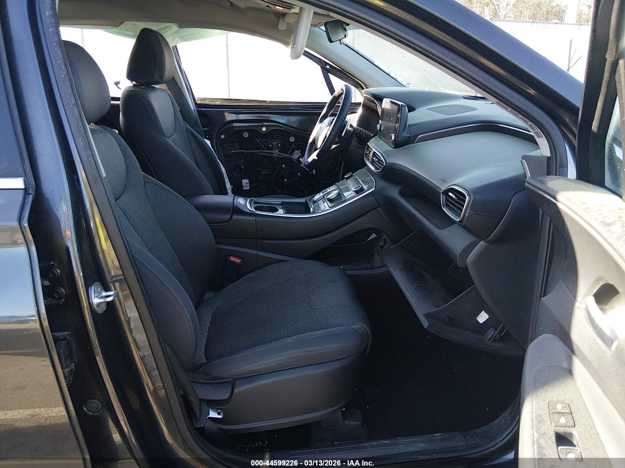 HYUNDAI SANTA image 5