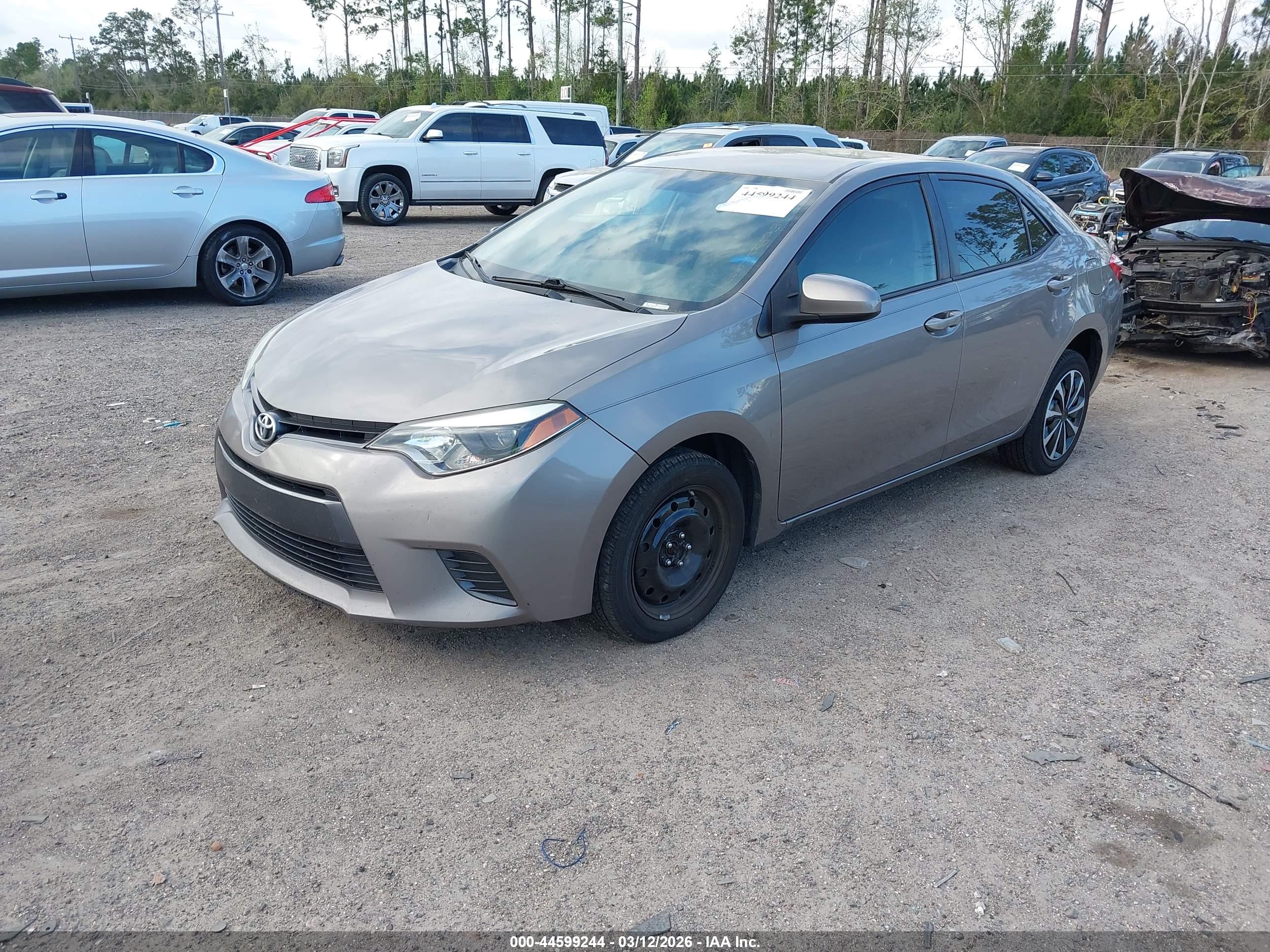 TOYOTA COROLLA image 2
