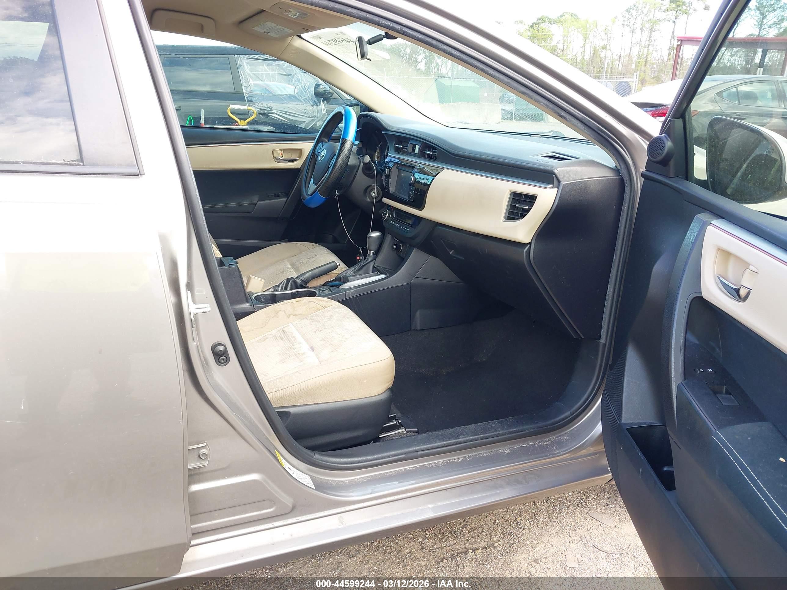 TOYOTA COROLLA image 5