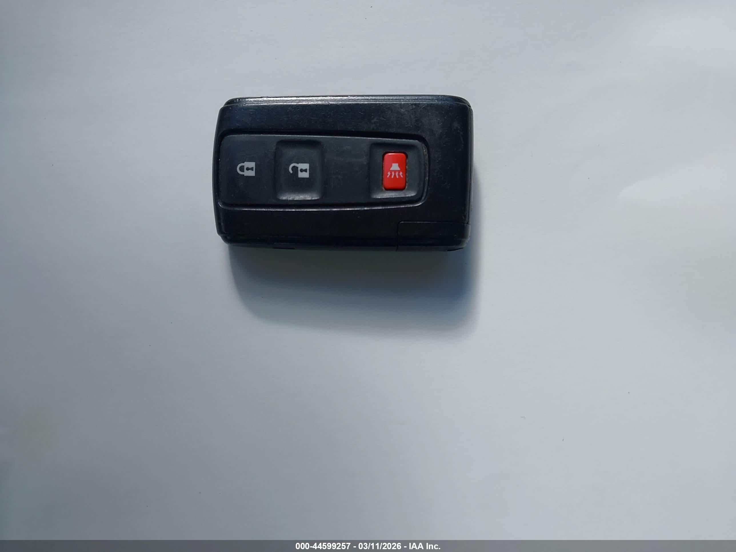 TOYOTA PRIUS image 11