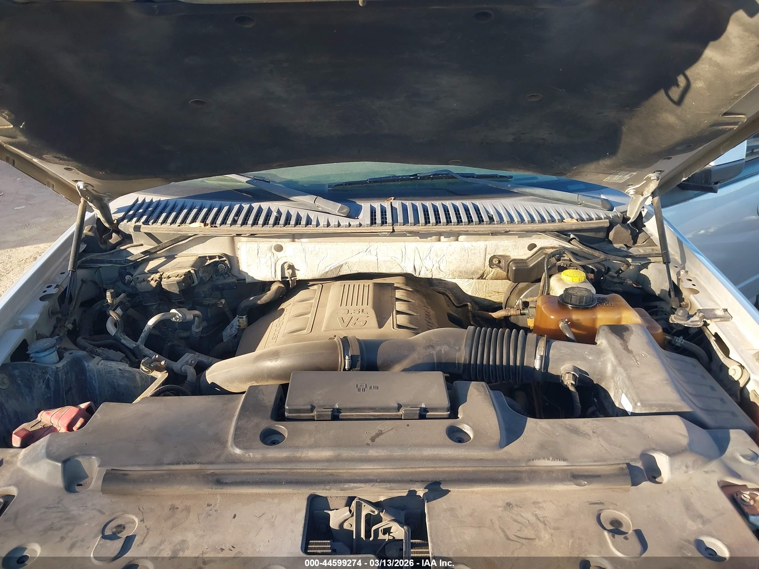 FORD EXPEDITION image 10
