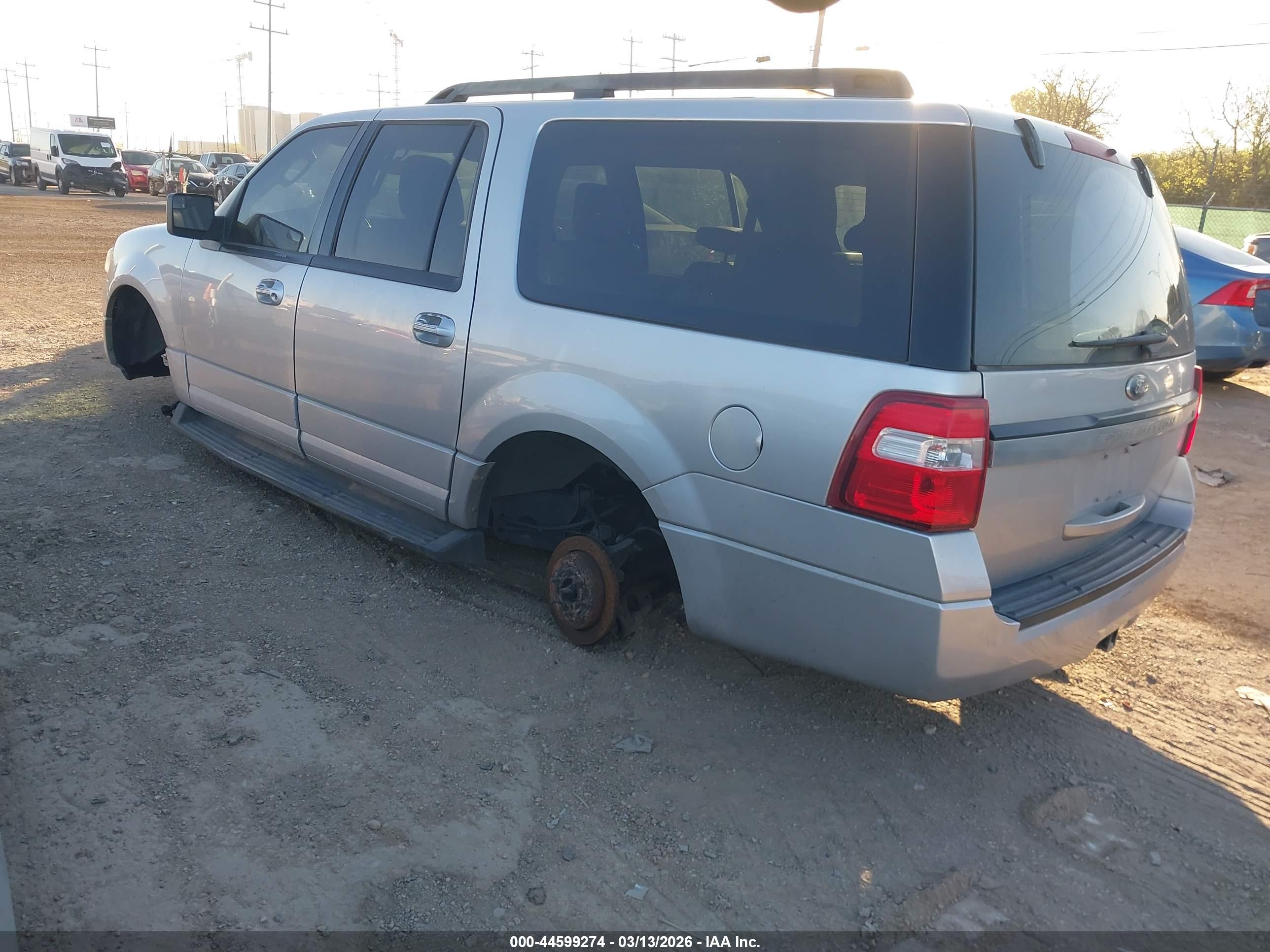 FORD EXPEDITION image 3