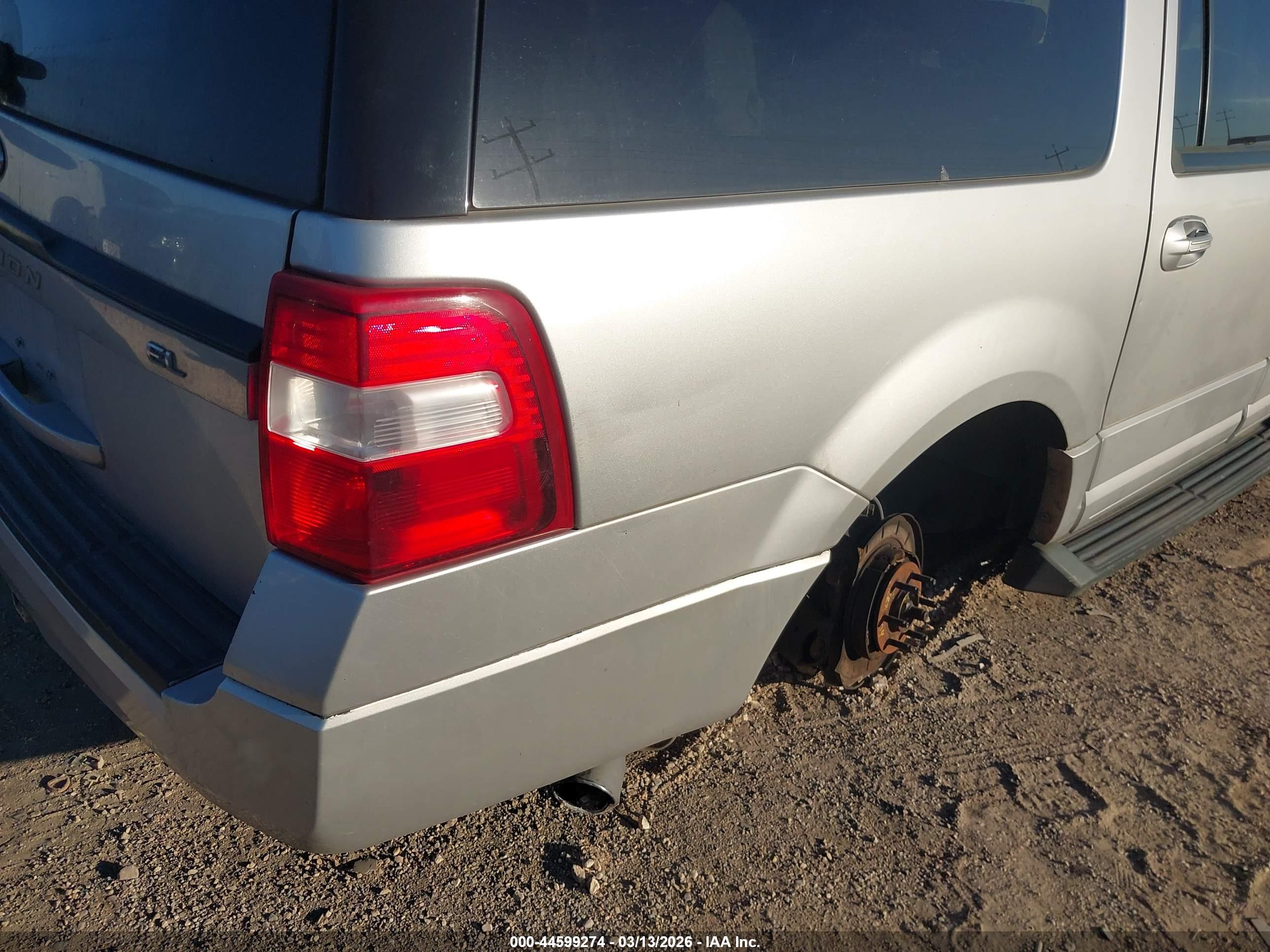 FORD EXPEDITION image 6