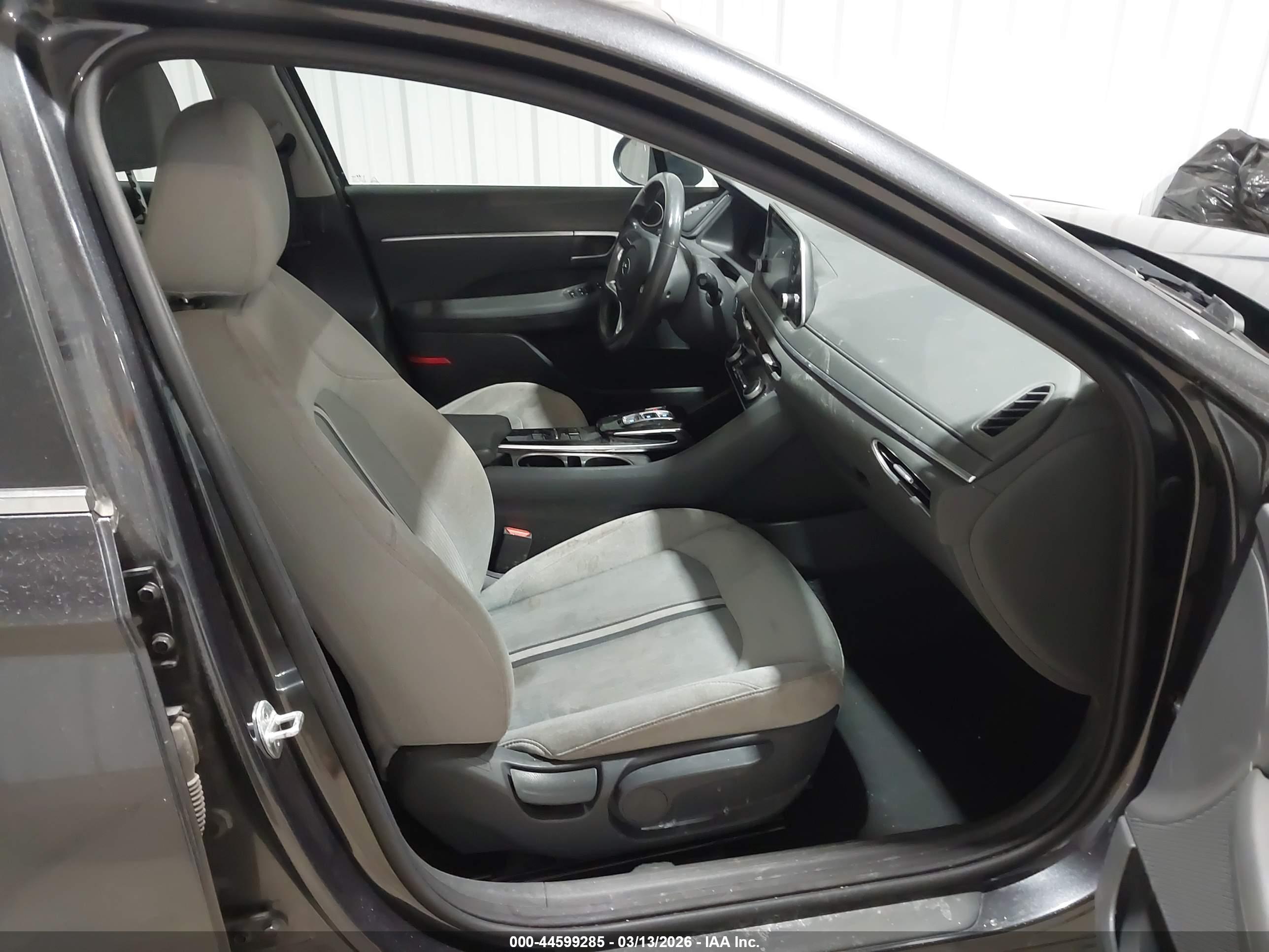HYUNDAI SONATA image 5