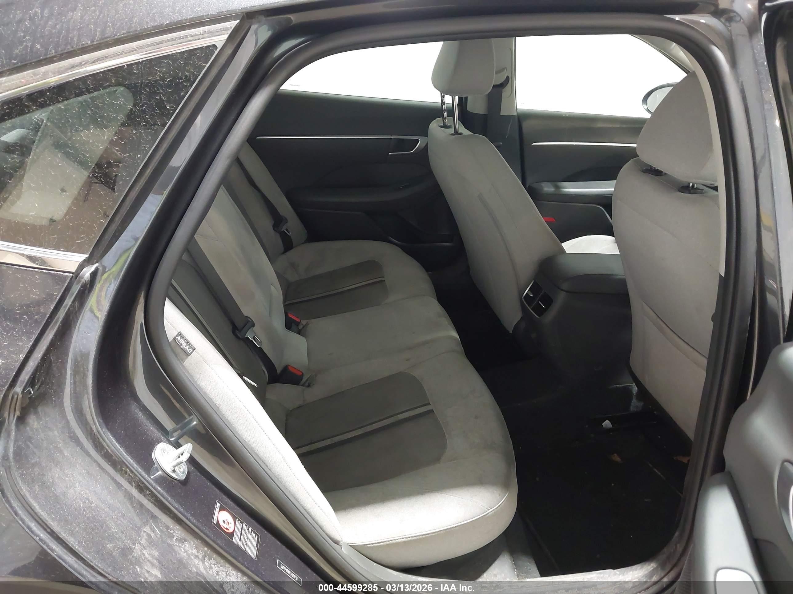 HYUNDAI SONATA image 8
