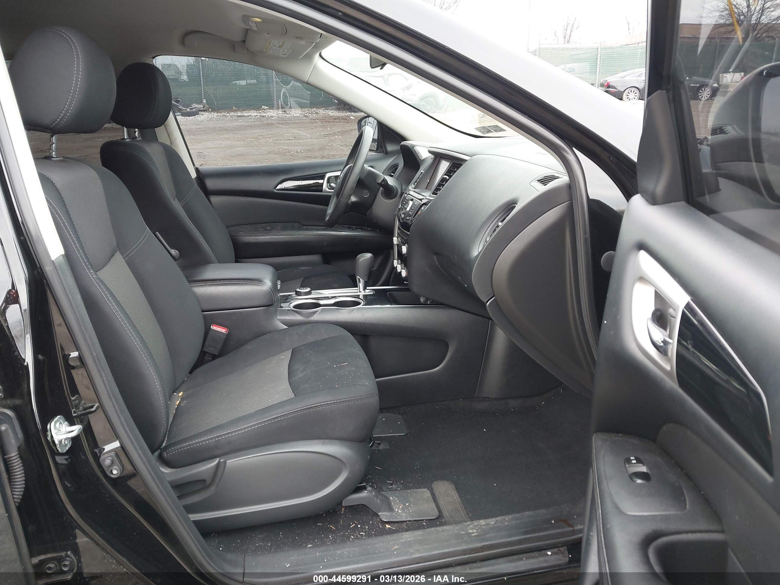 NISSAN PATHFINDER image 5