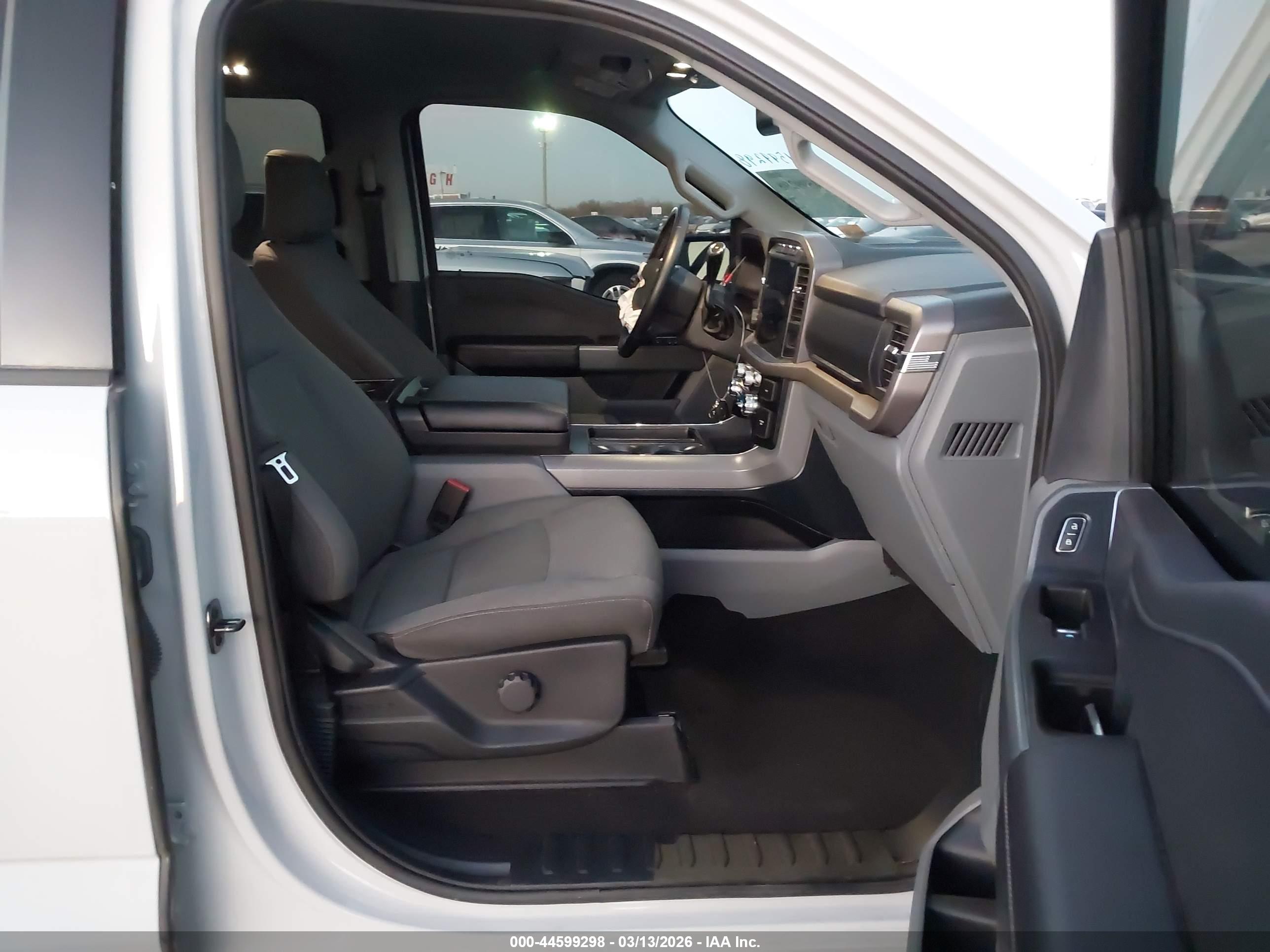FORD F-150 image 5