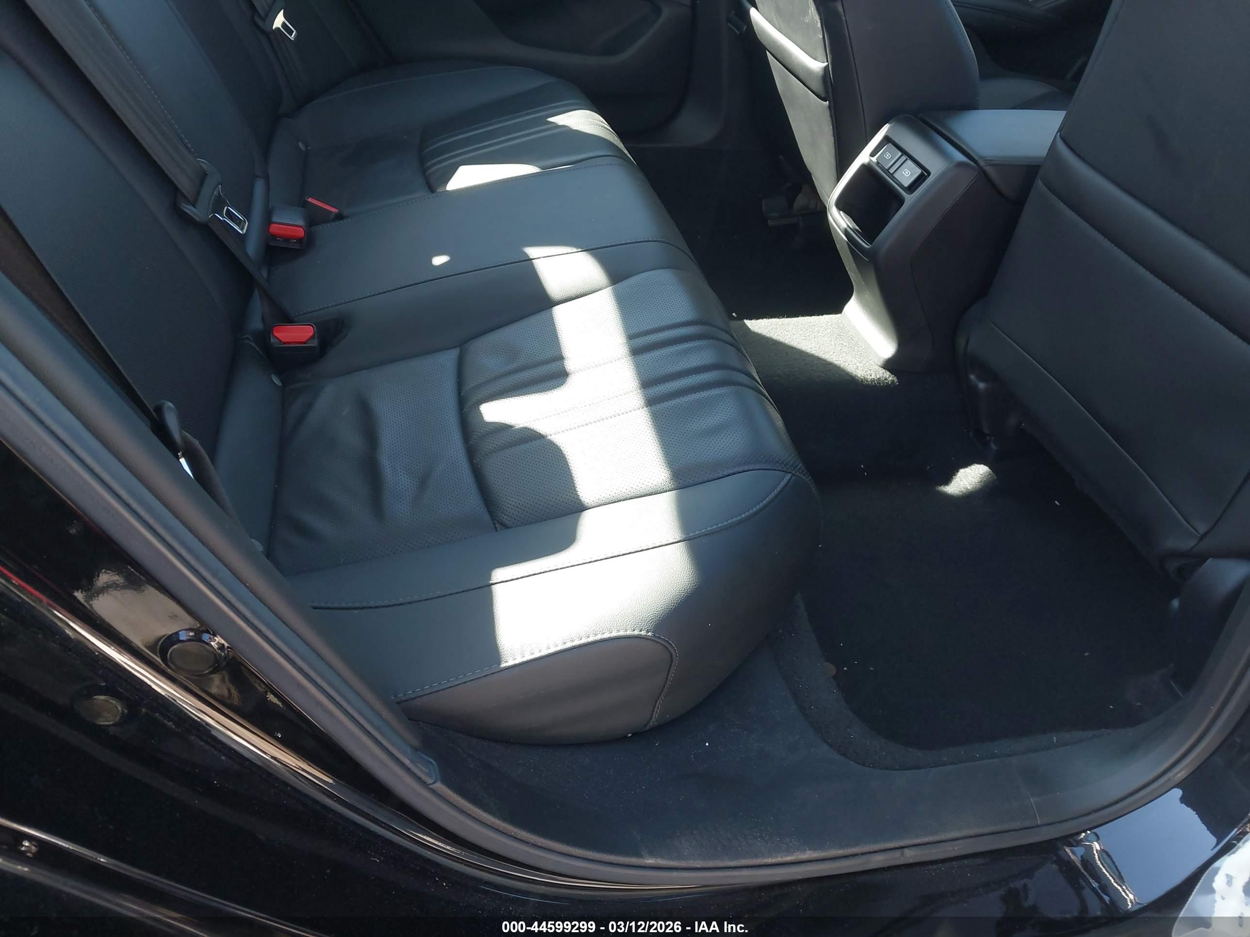 HONDA ACCORD image 8