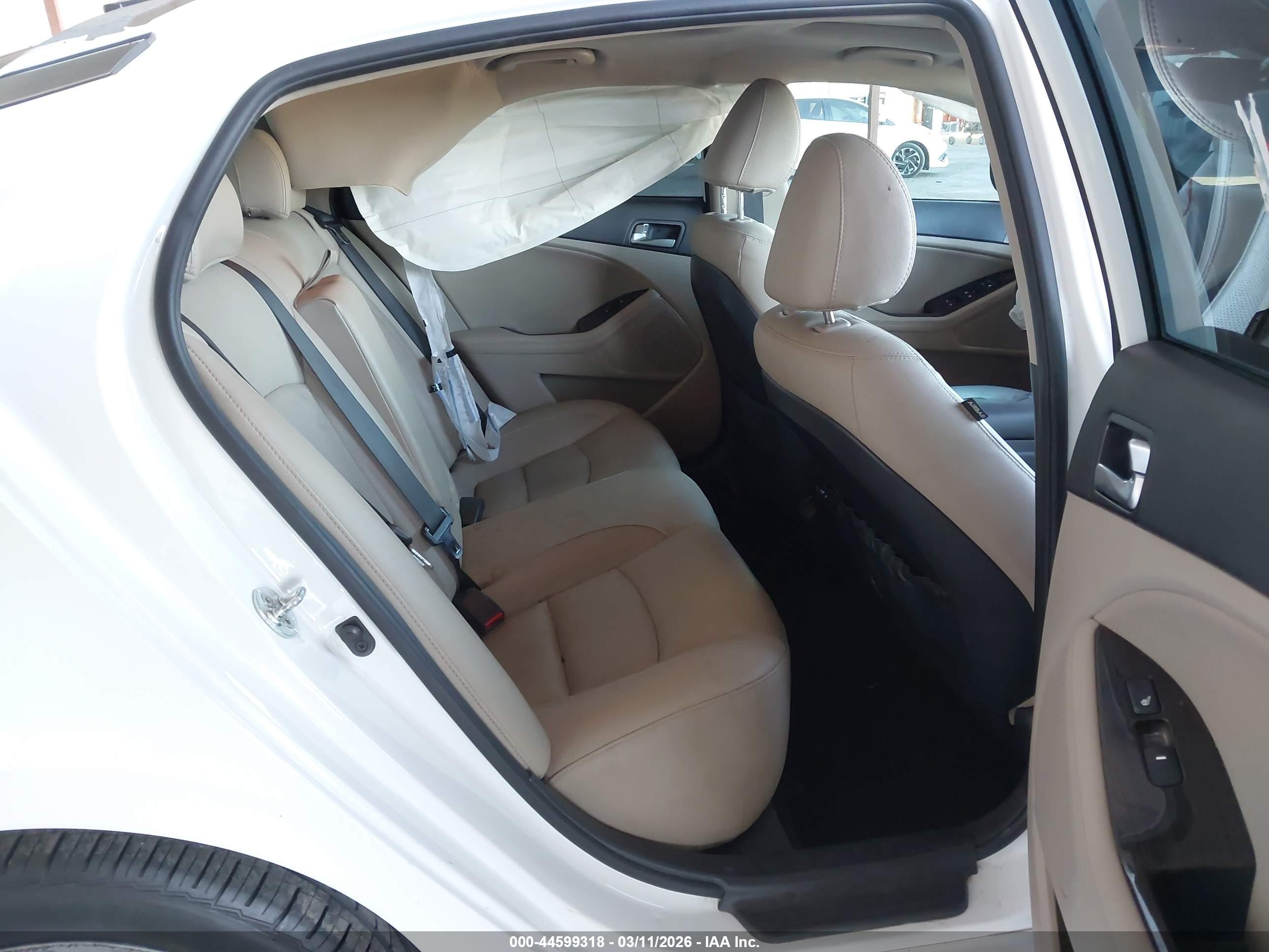 KIA OPTIMA image 8