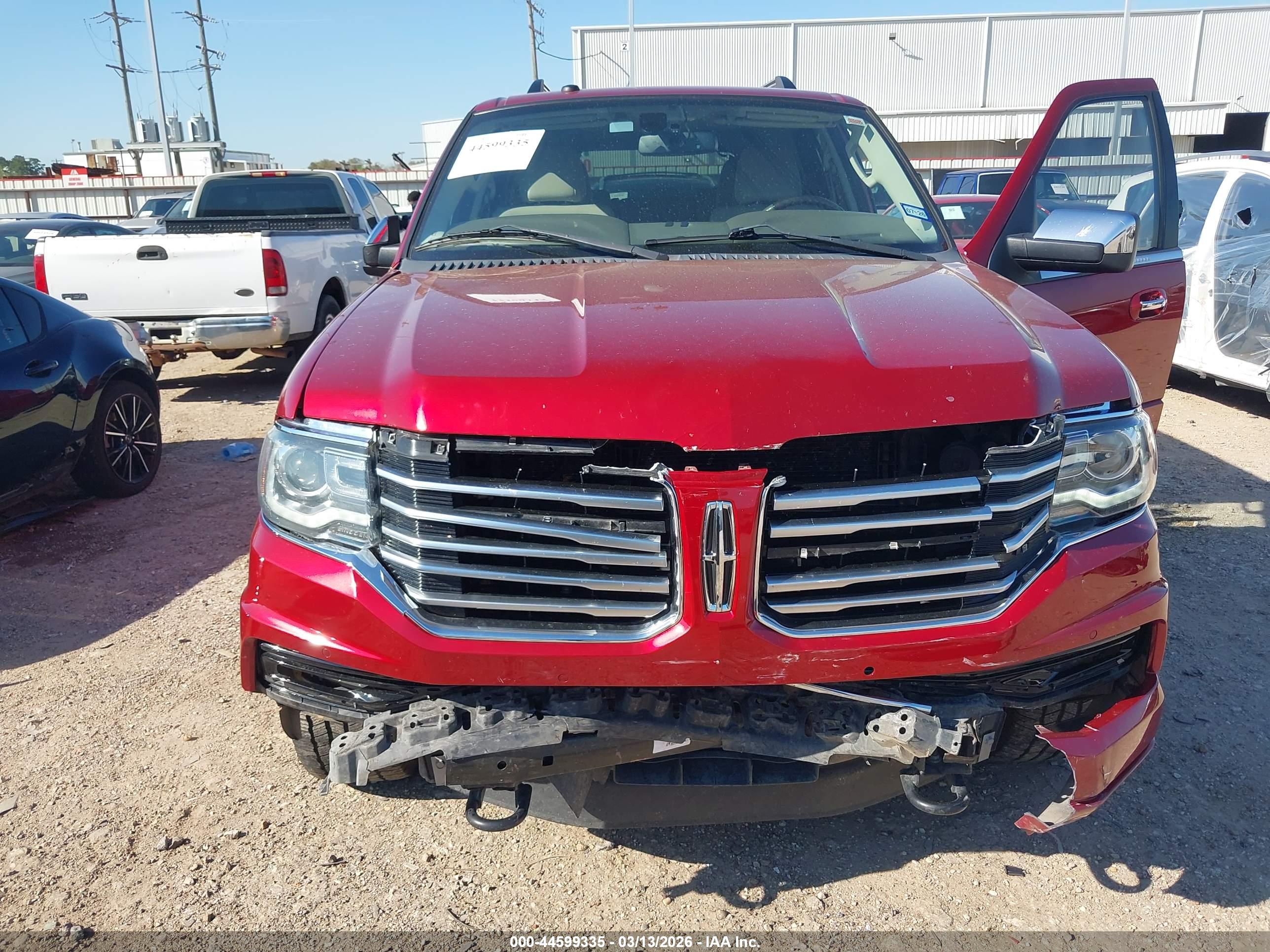 LINCOLN NAVIGATOR image 6