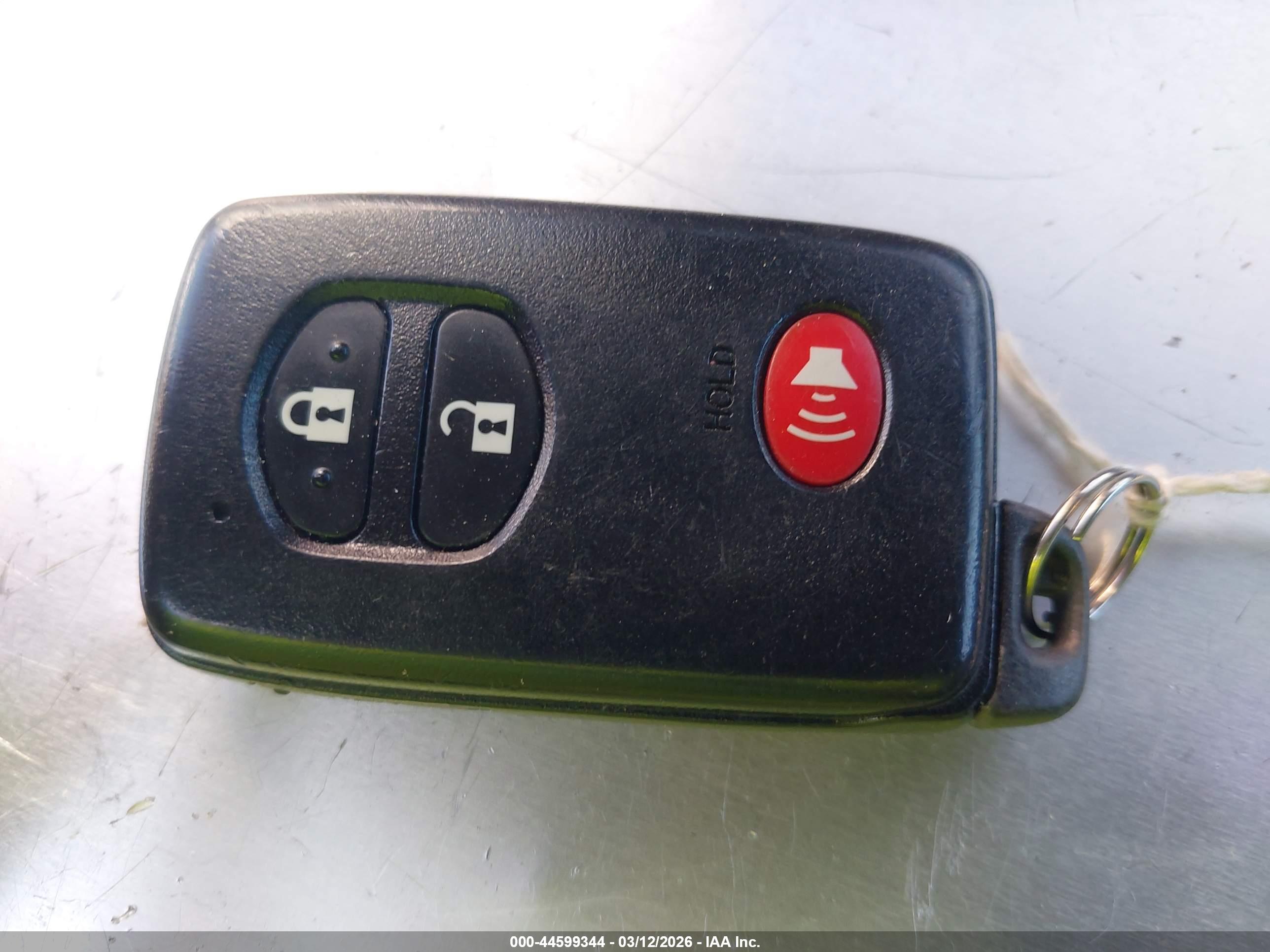 TOYOTA RAV4 image 11