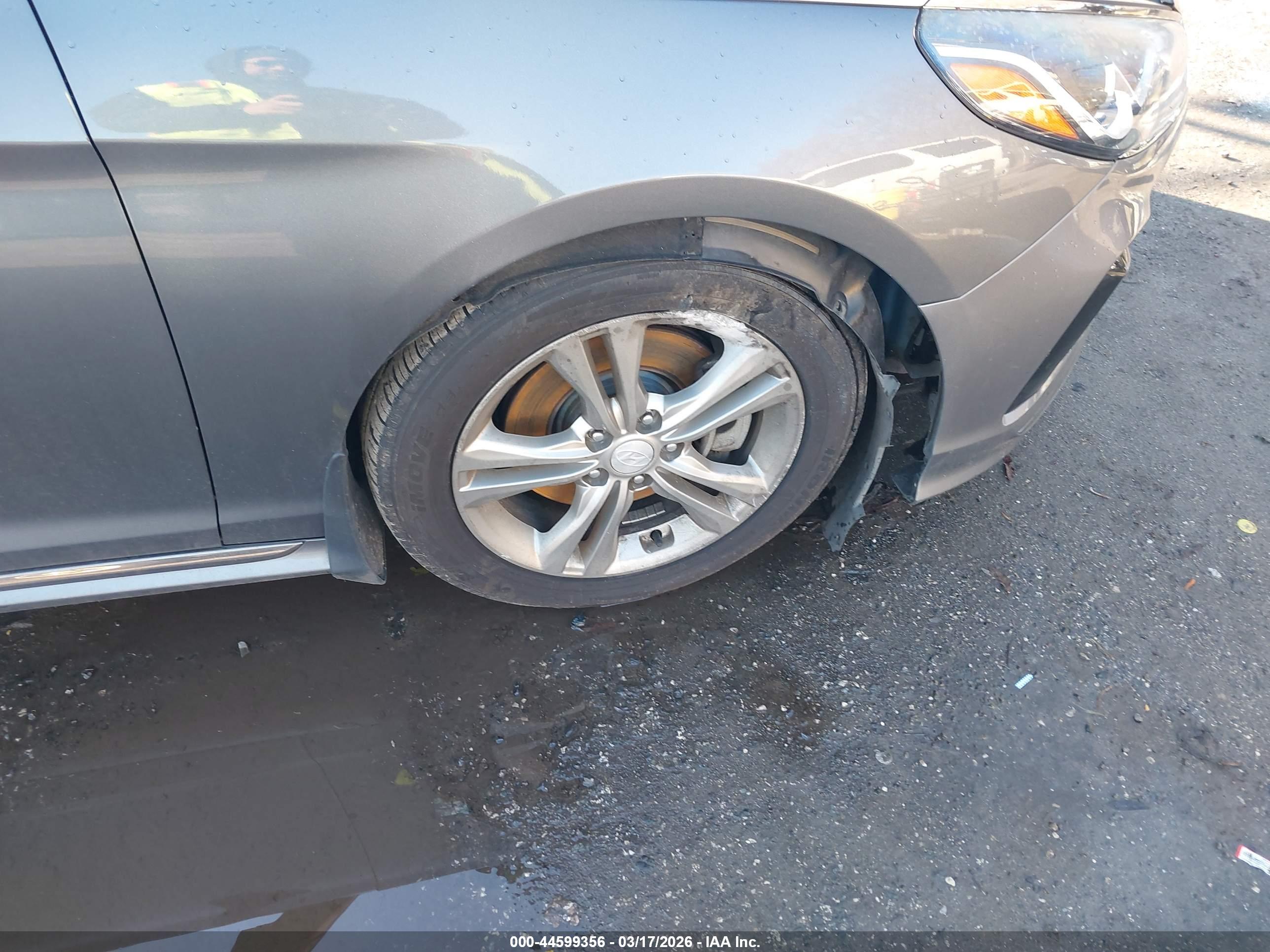 HYUNDAI SONATA image 6
