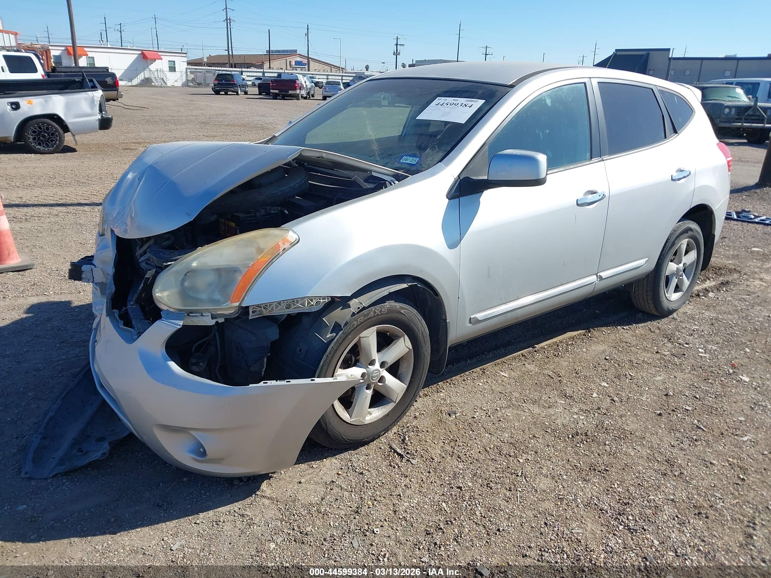 NISSAN ROGUE image 2