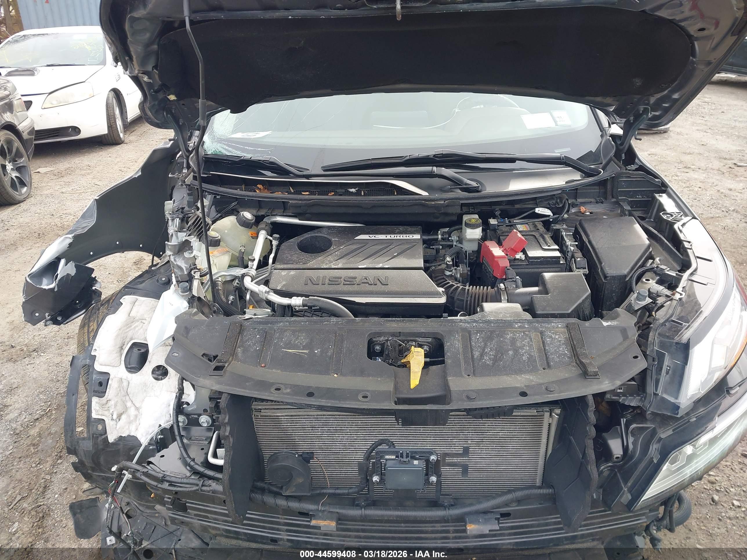 NISSAN ROGUE image 10