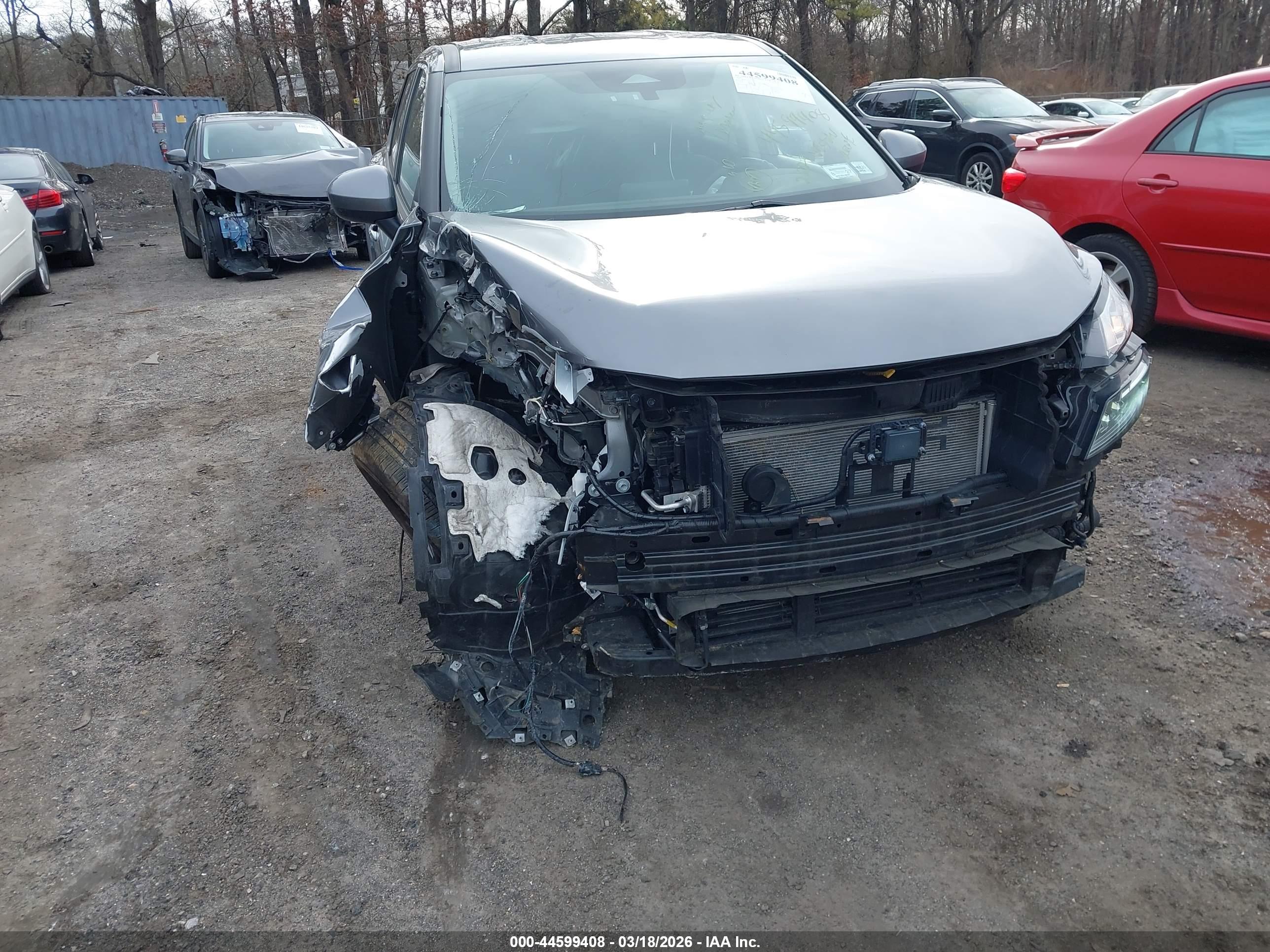 NISSAN ROGUE image 6