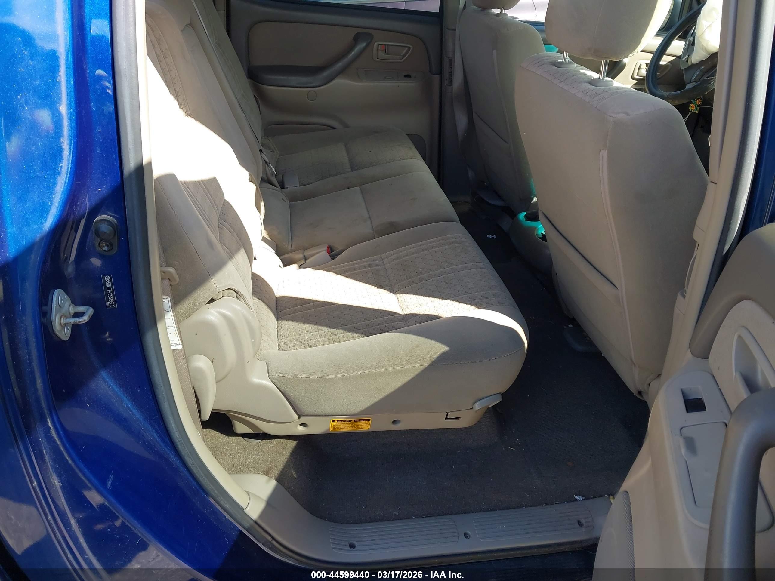 TOYOTA TUNDRA image 8
