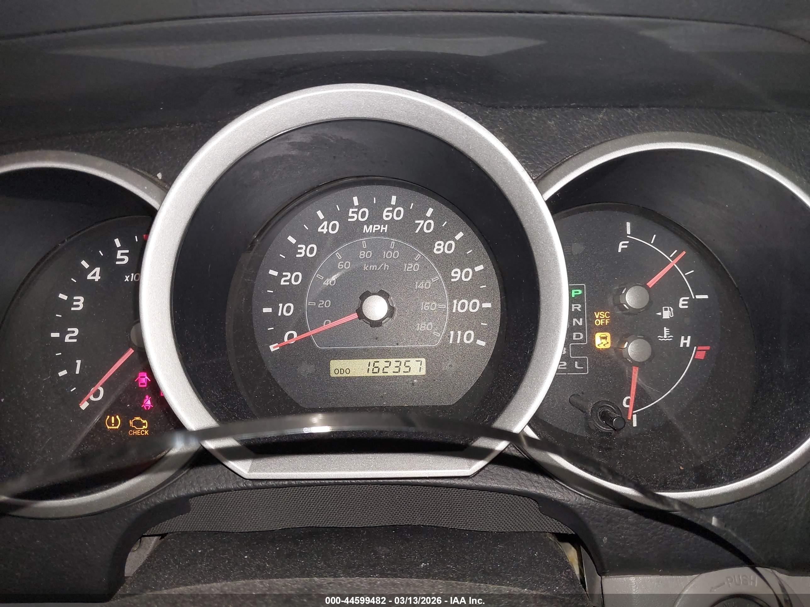 TOYOTA 4RUNNER image 7