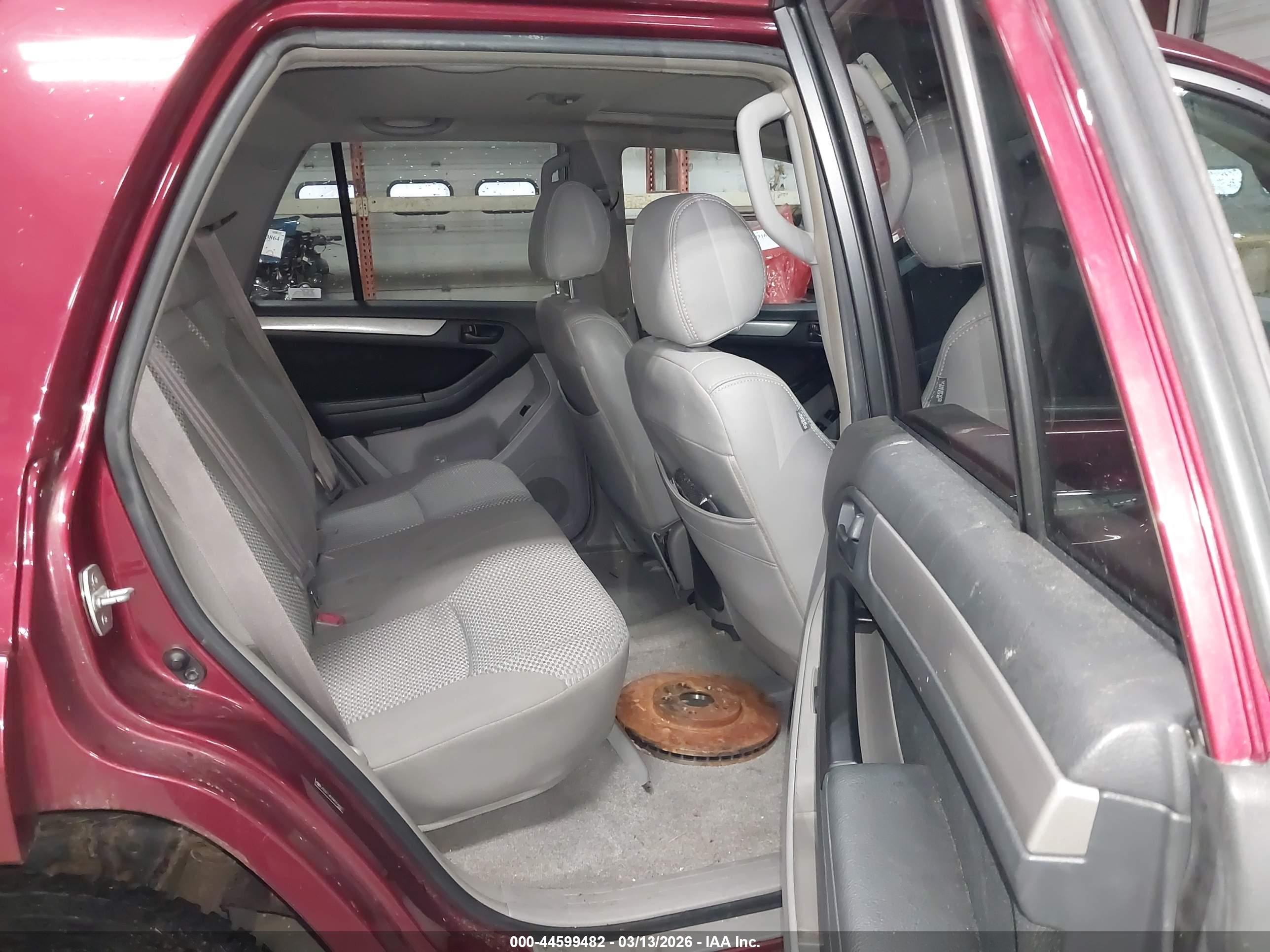 TOYOTA 4RUNNER image 8