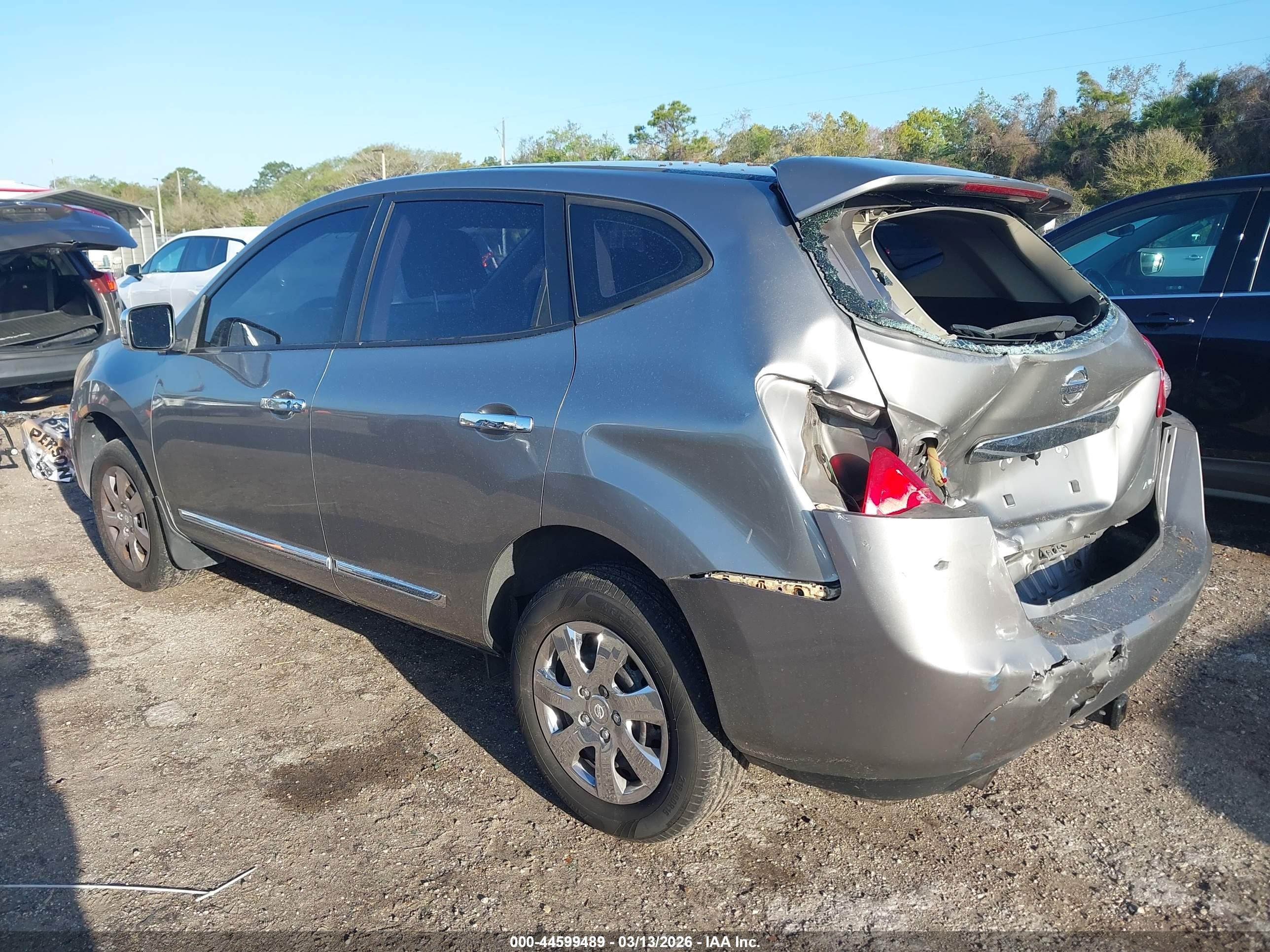 NISSAN ROGUE image 3