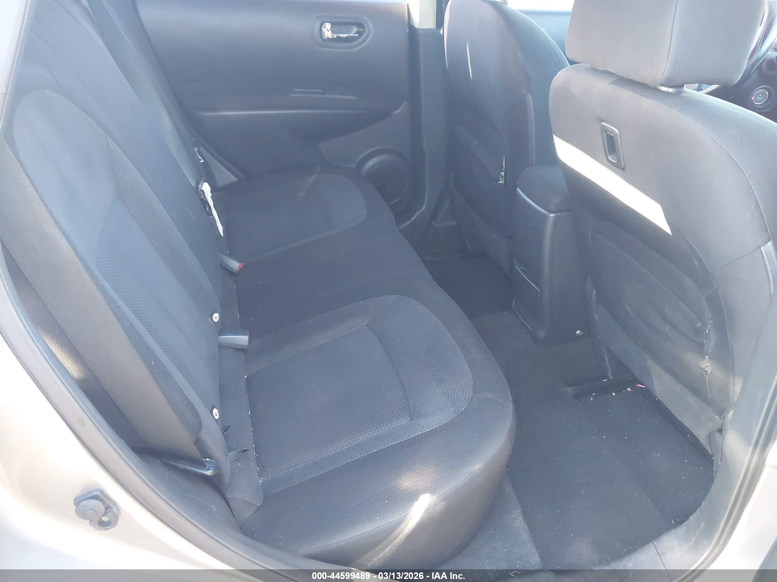 NISSAN ROGUE image 8