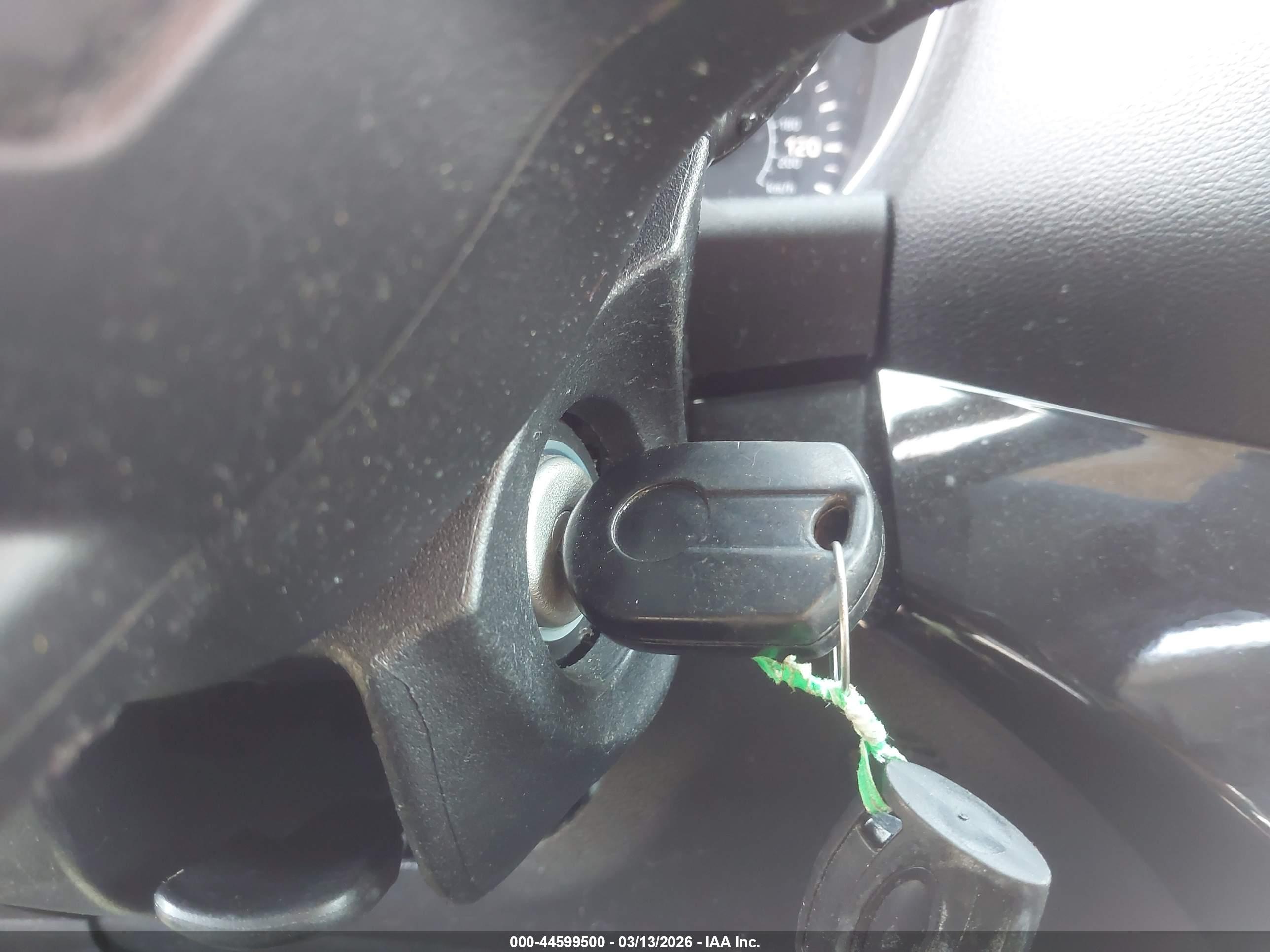 FORD ESCAPE image 11