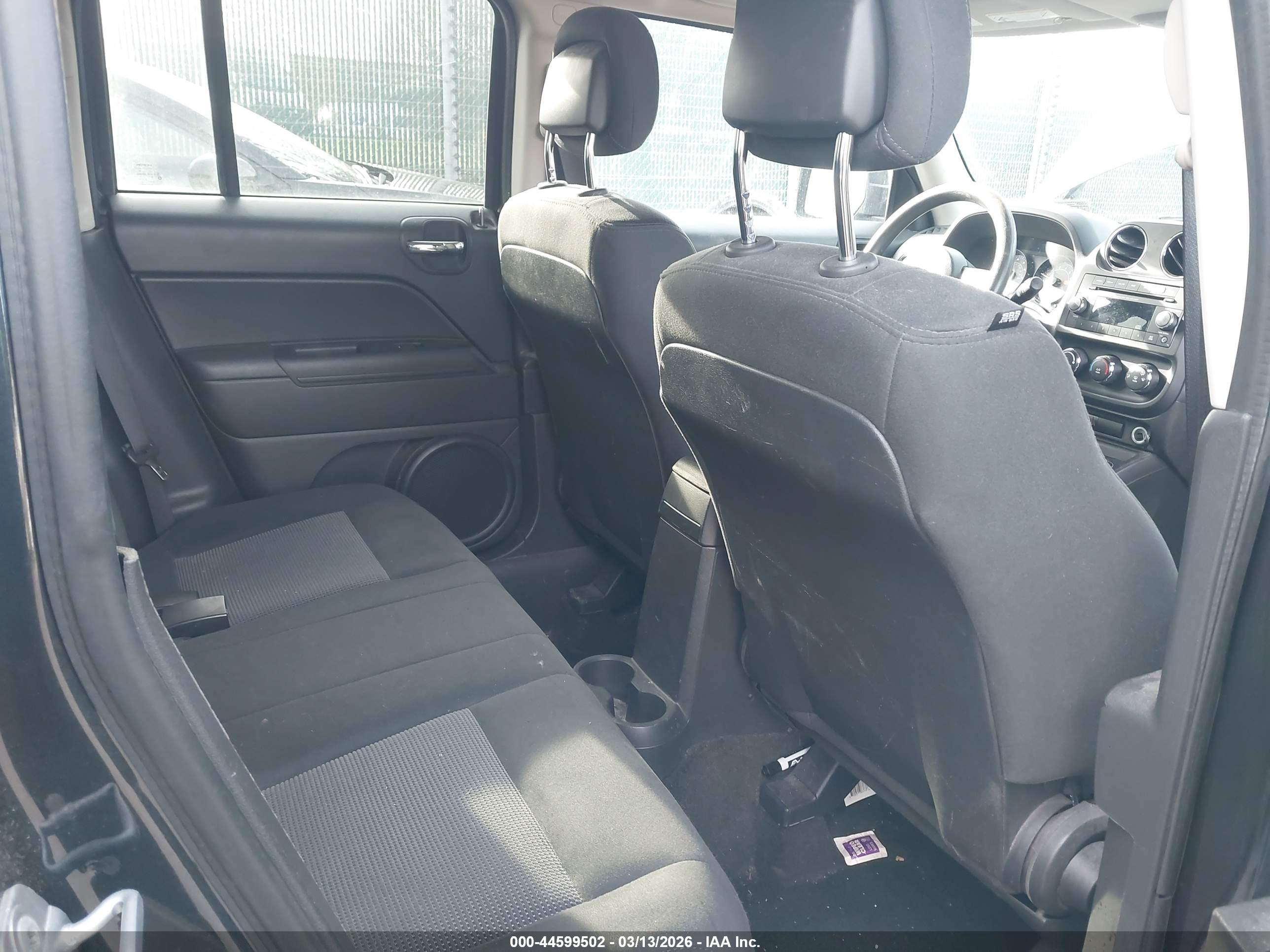 JEEP PATRIOT image 8