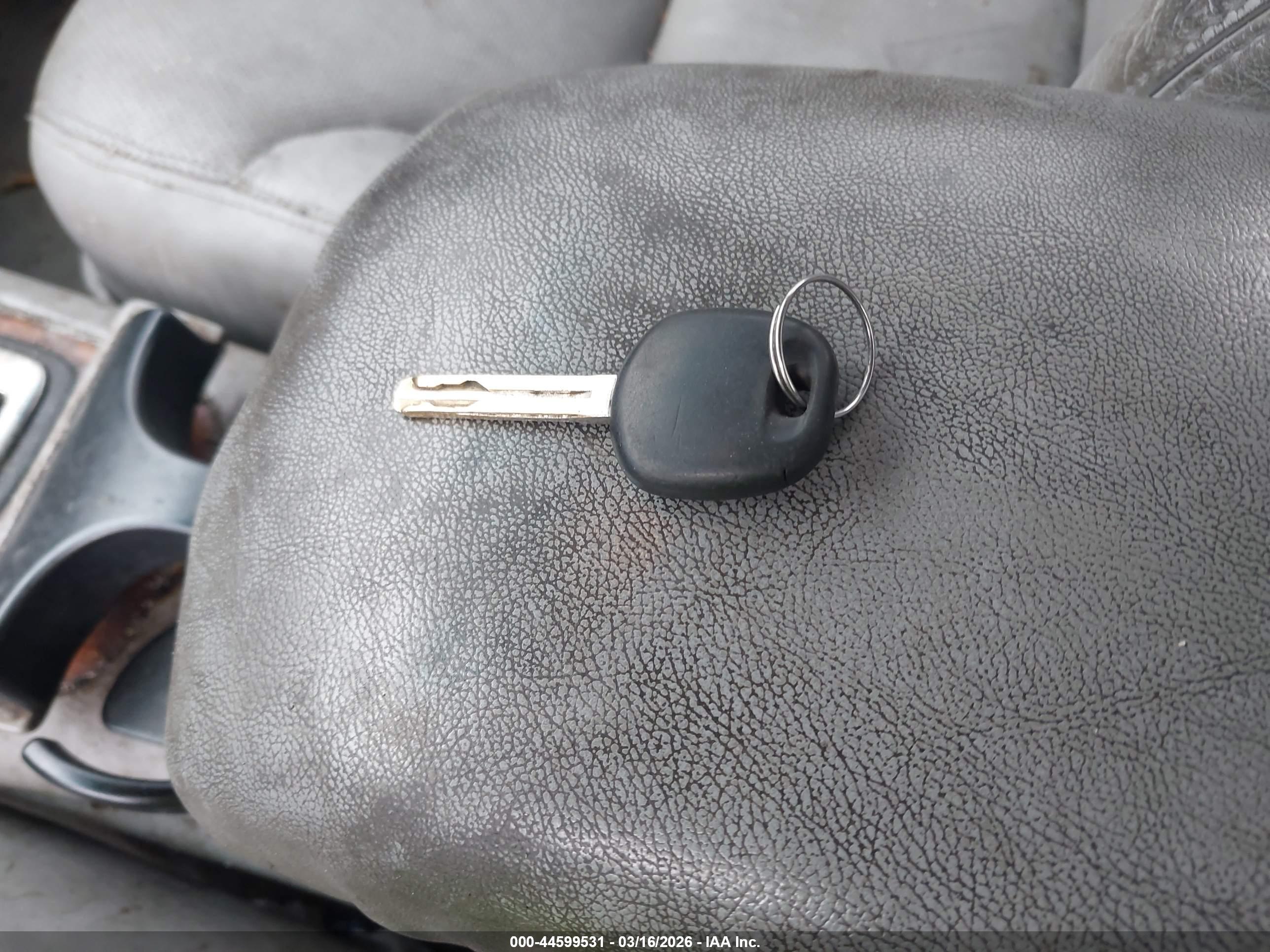LEXUS ES image 11