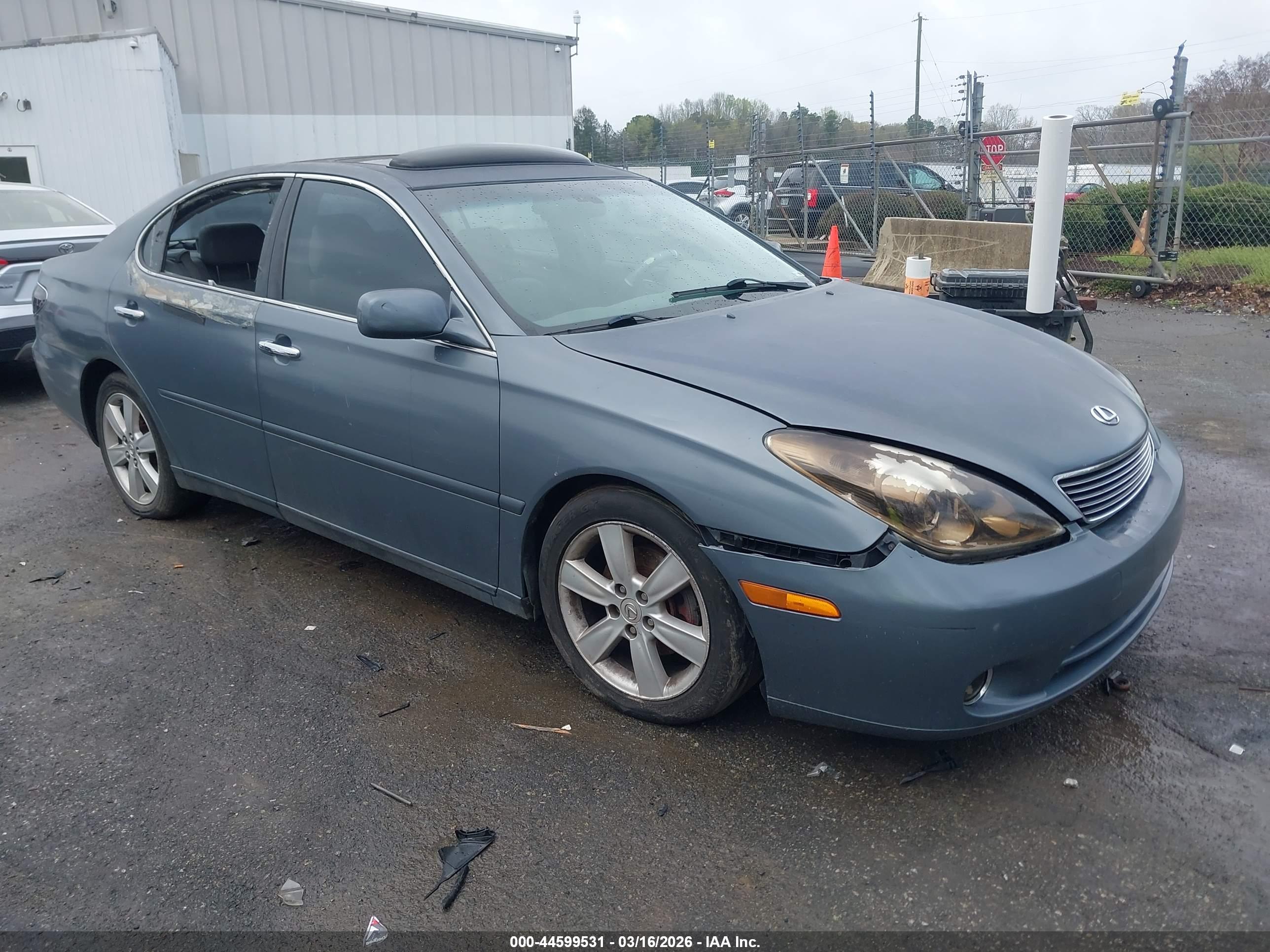 LEXUS ES image 6