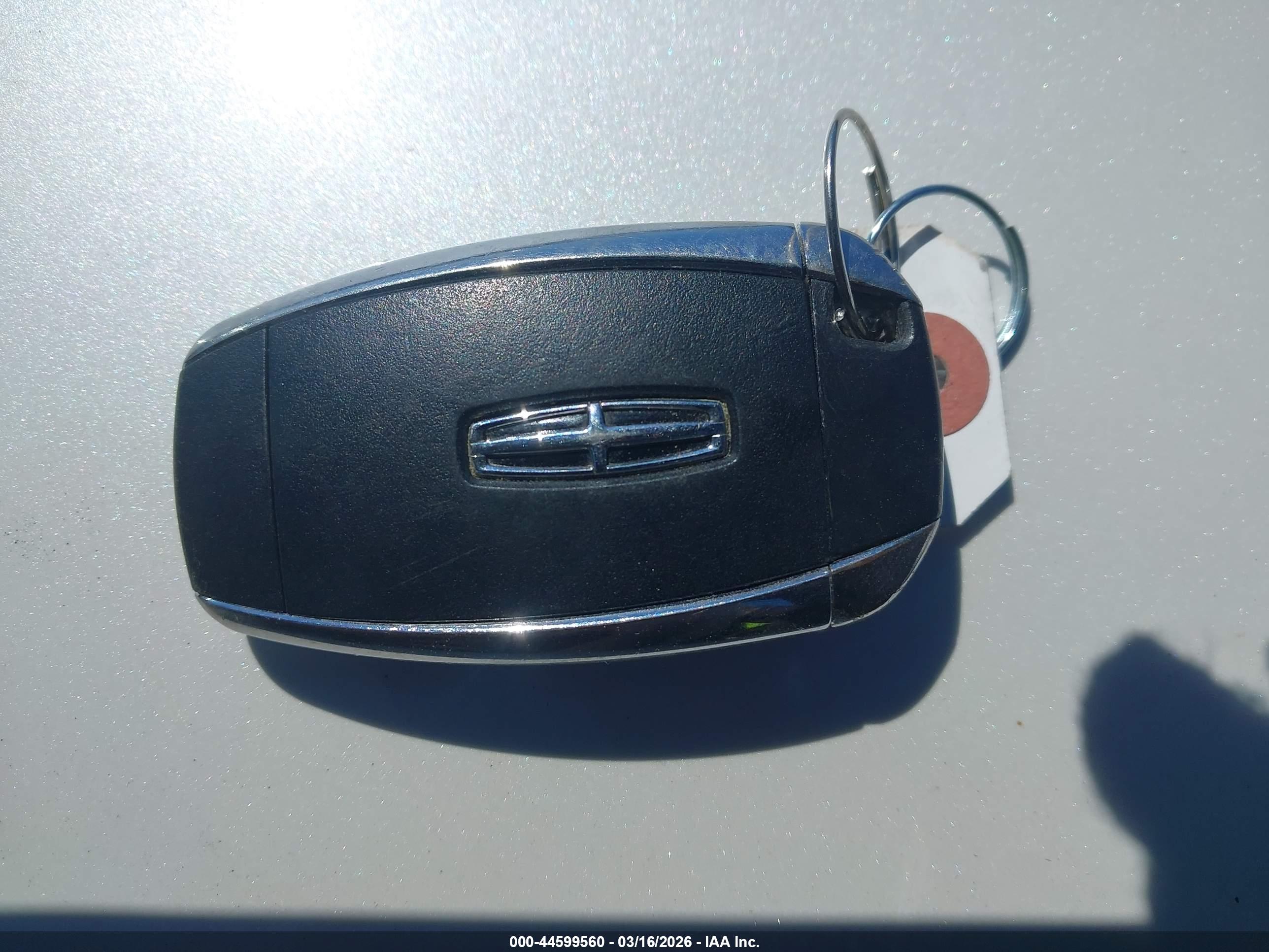 LINCOLN MKC image 11