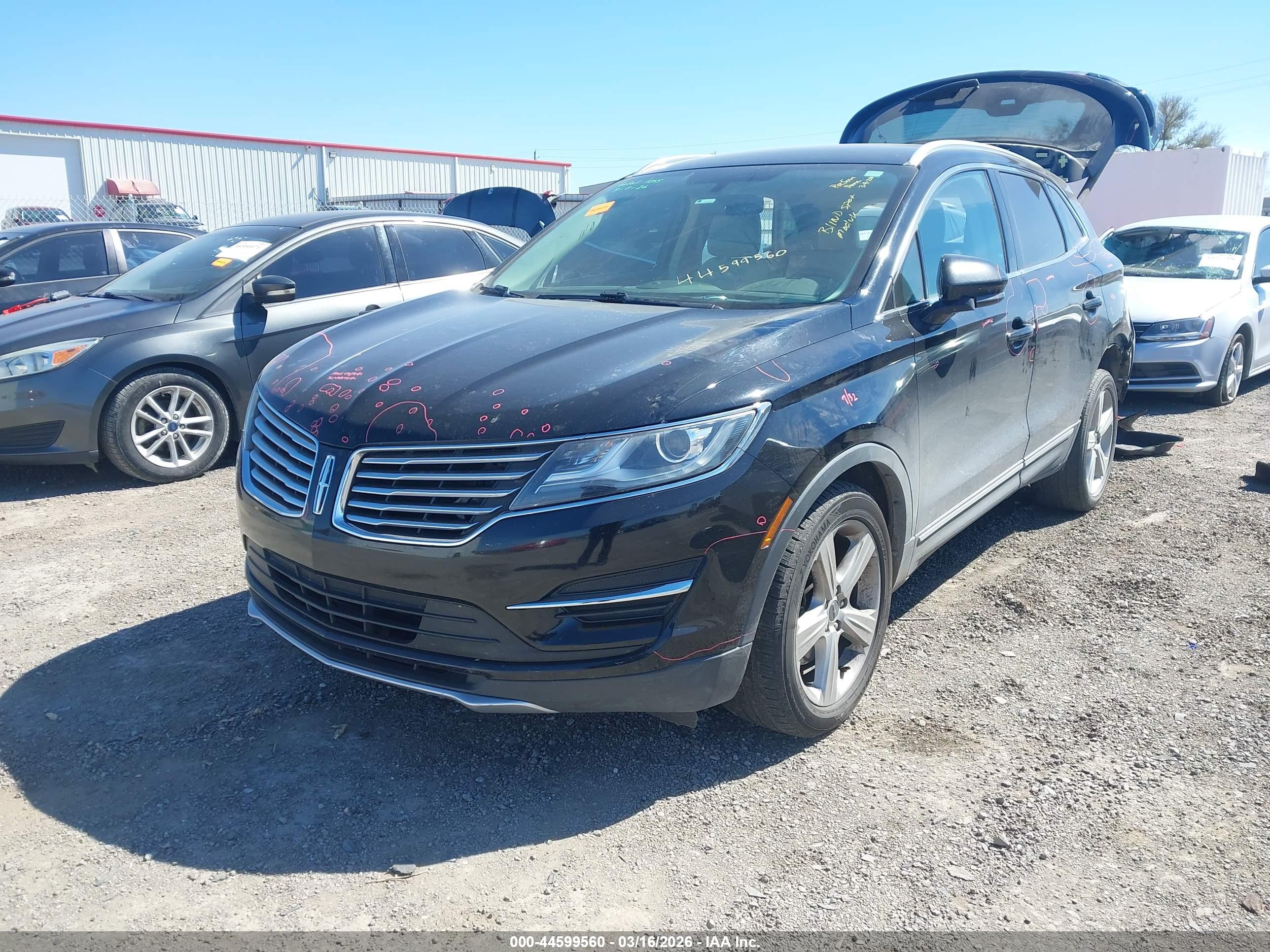 LINCOLN MKC image 2