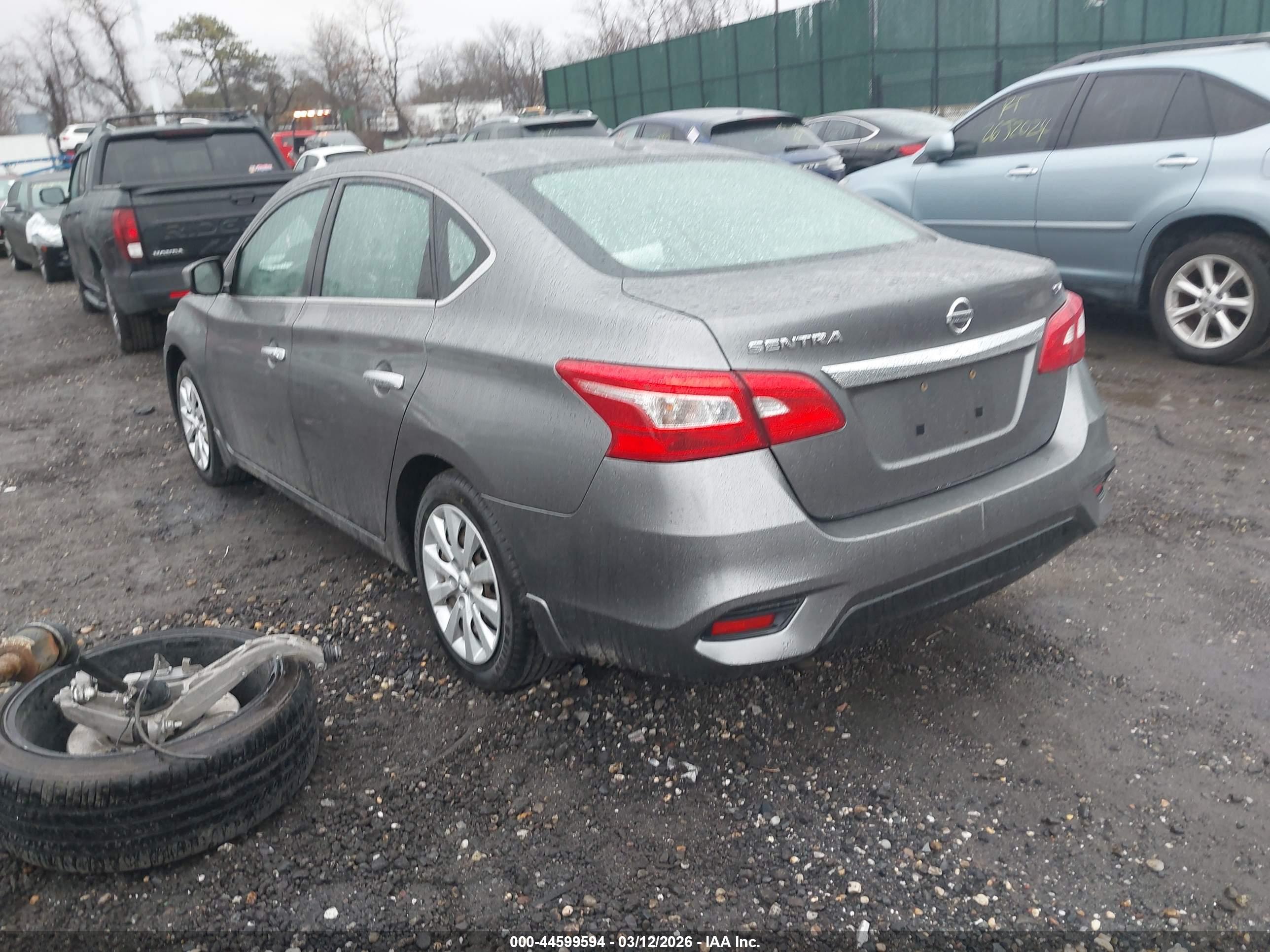 NISSAN SENTRA image 3