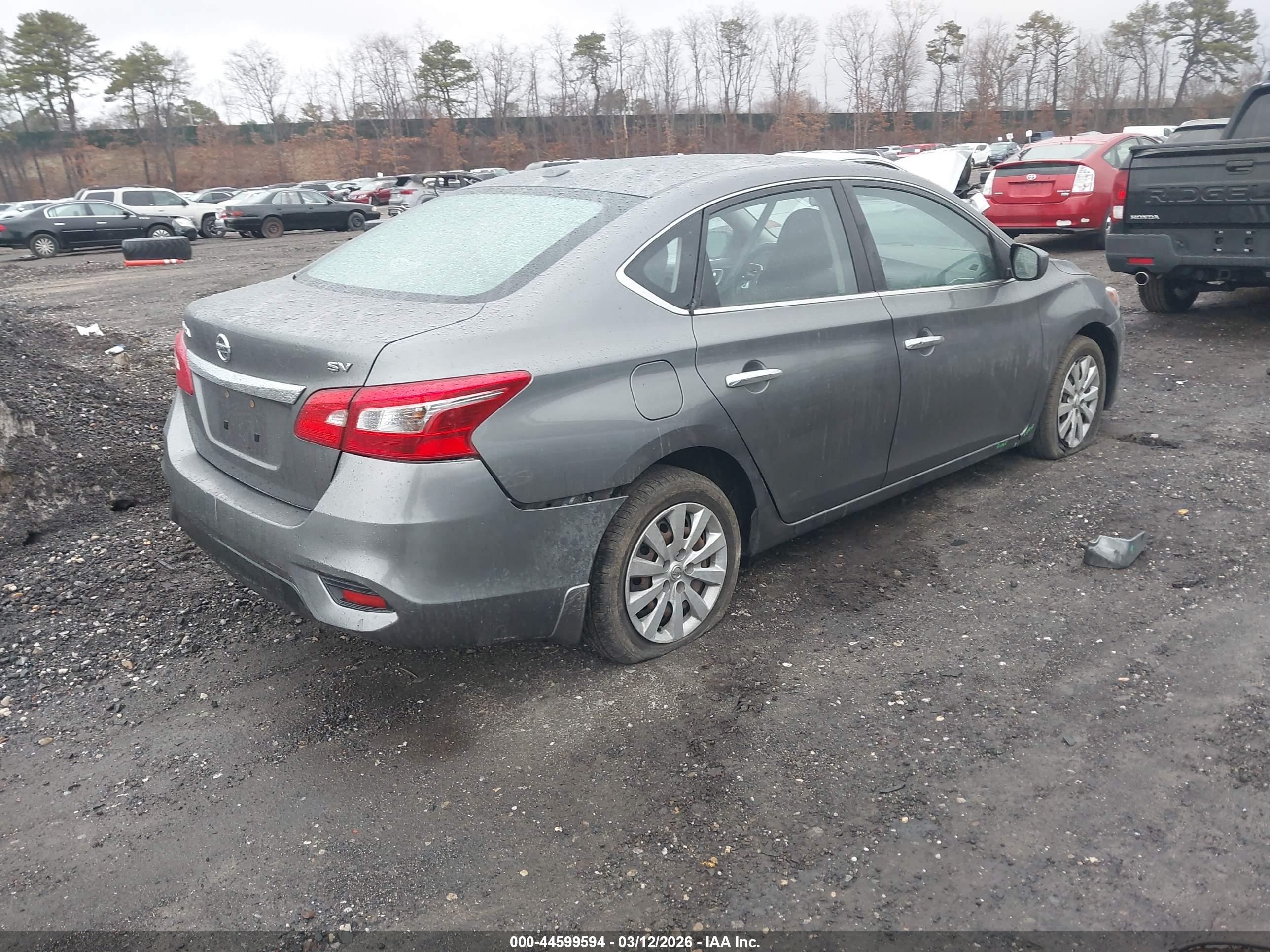 NISSAN SENTRA image 4