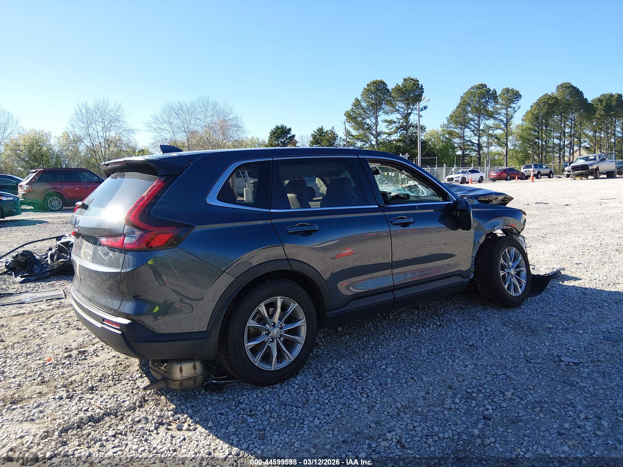 HONDA CR-V image 4