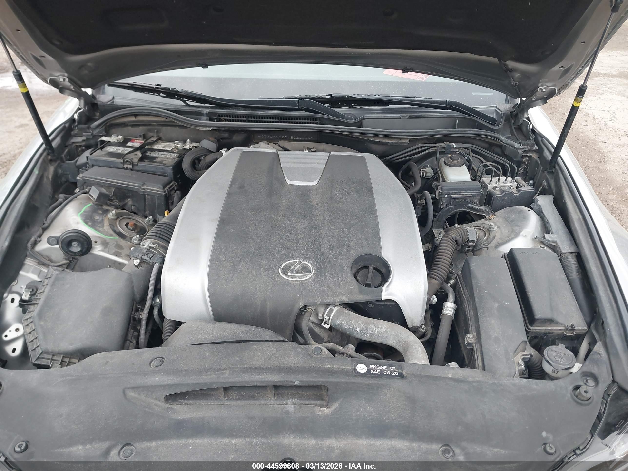 LEXUS IS image 10