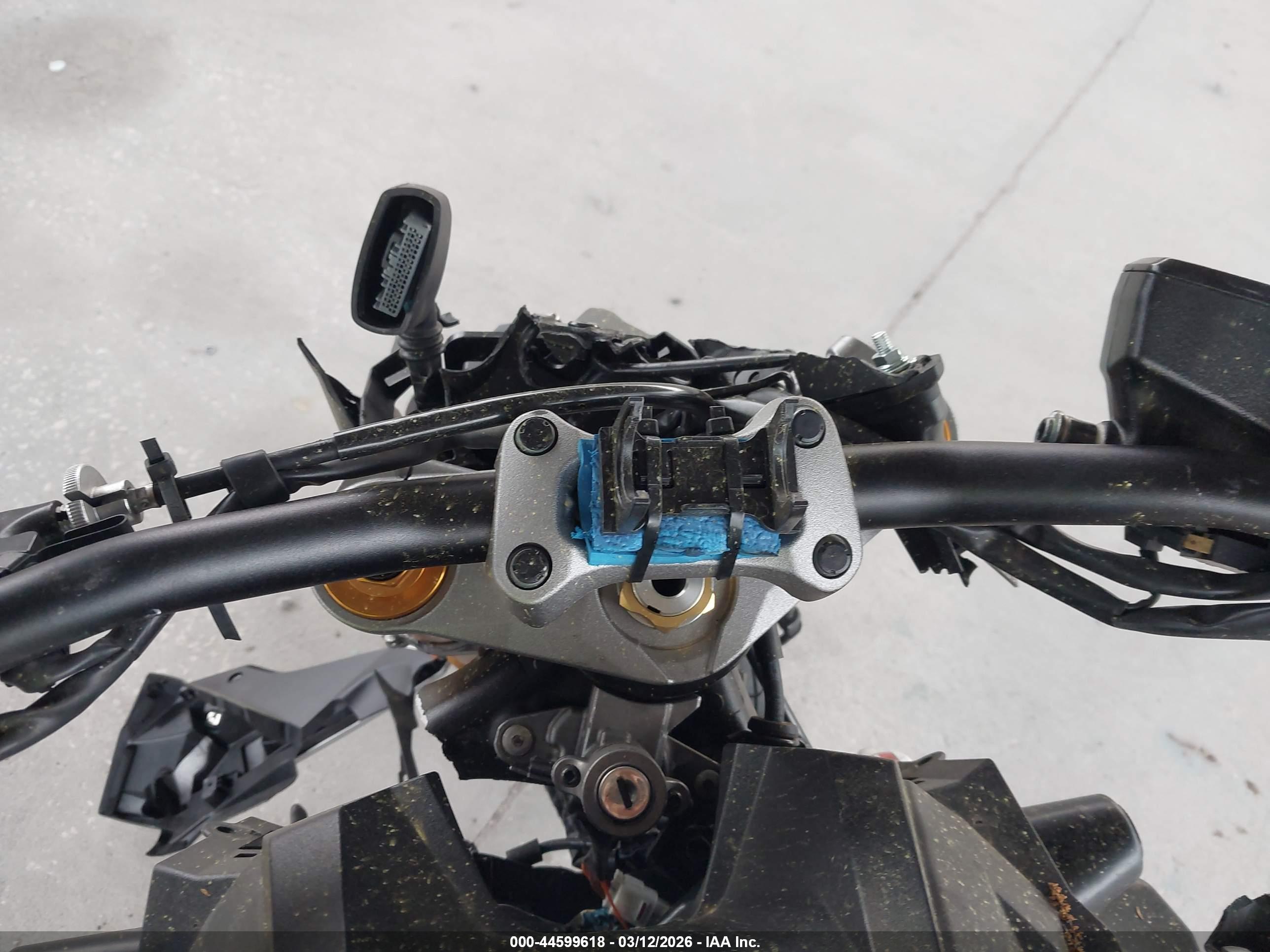 SUZUKI GSX-S1000 image 7