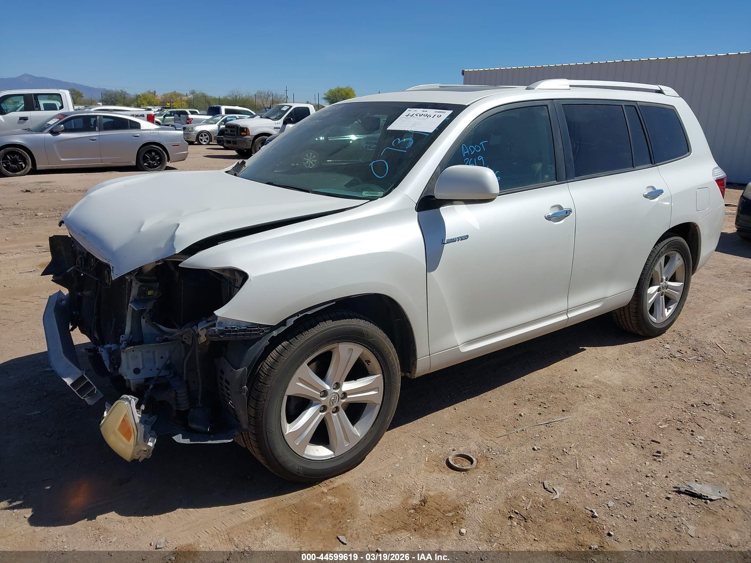 TOYOTA HIGHLANDER image 2