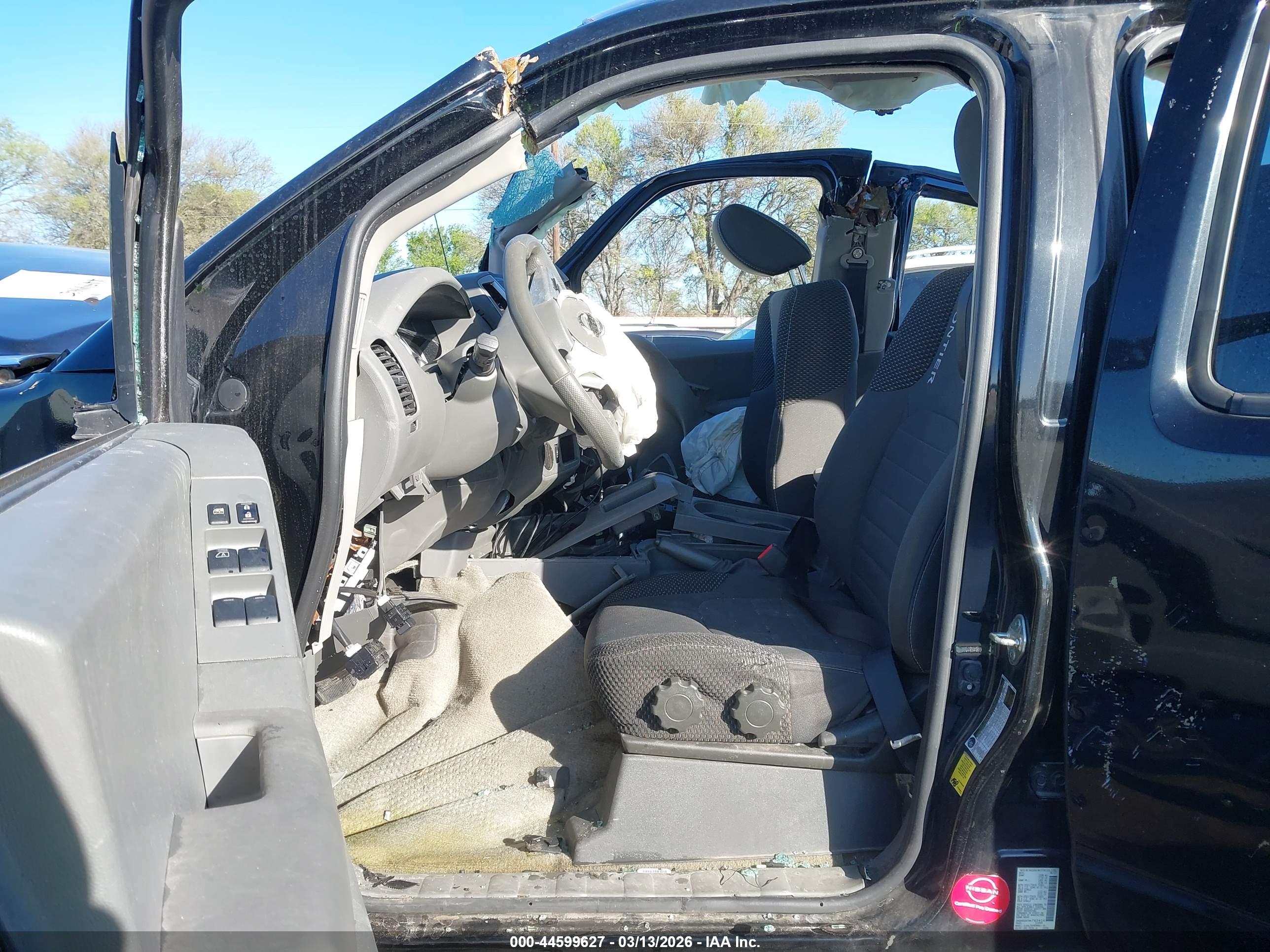 NISSAN FRONTIER image 5