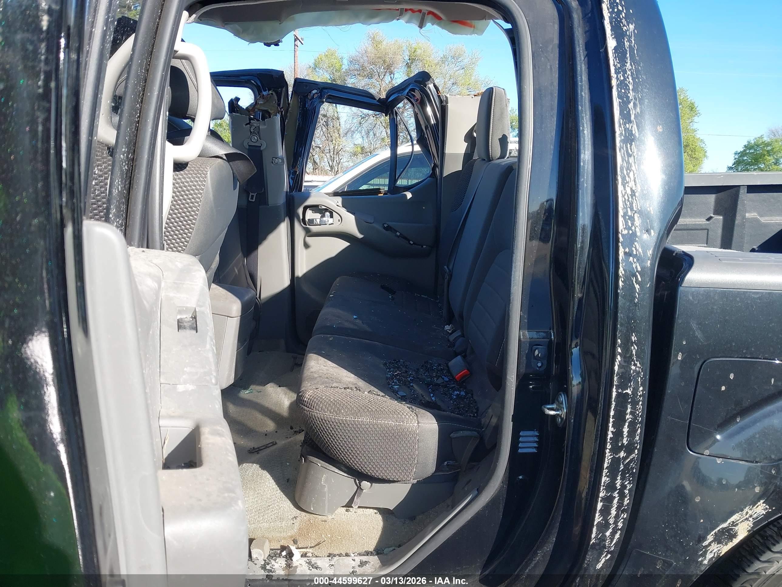 NISSAN FRONTIER image 8