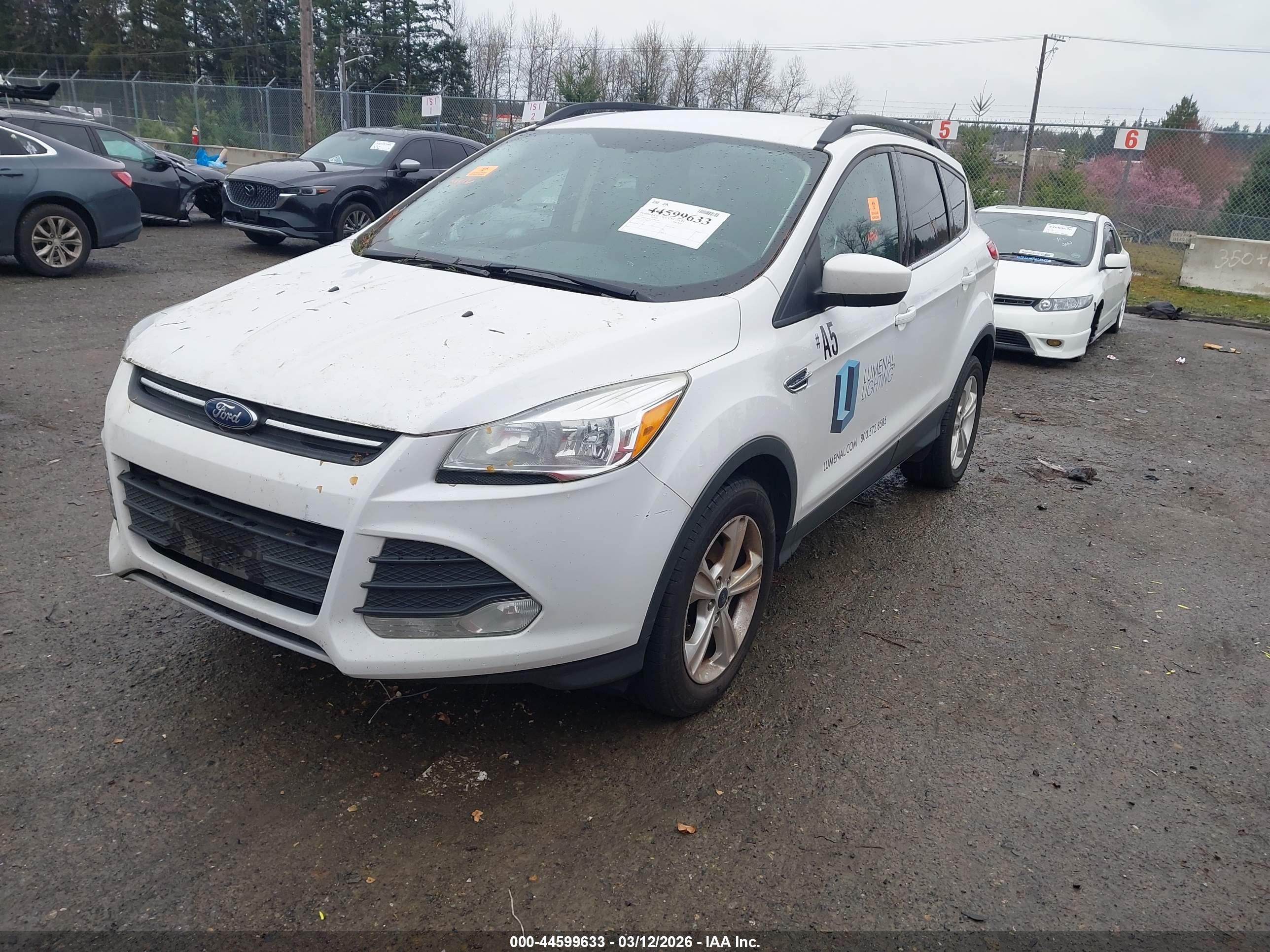 FORD ESCAPE image 2